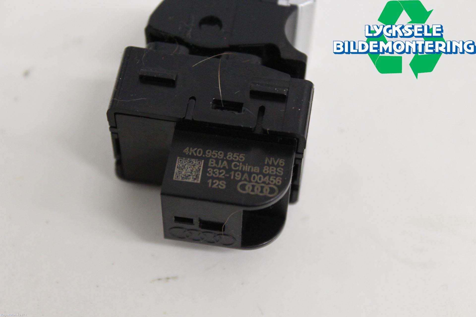 Audi A6 F2/C8 19- Strömställare Elhiss