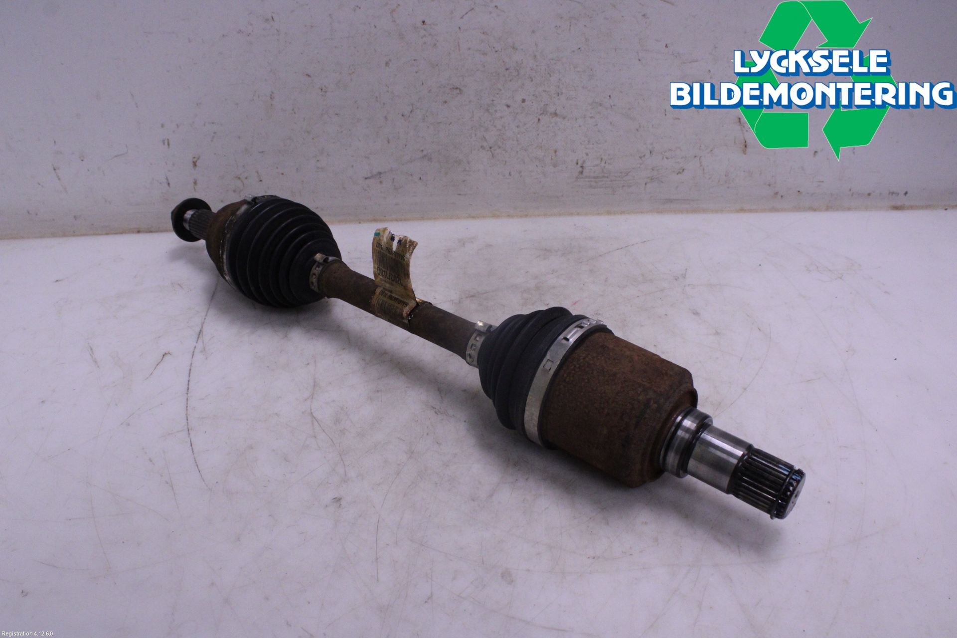 Kia NIRO (DE) 17-22 Drivaxel Fram Vänster