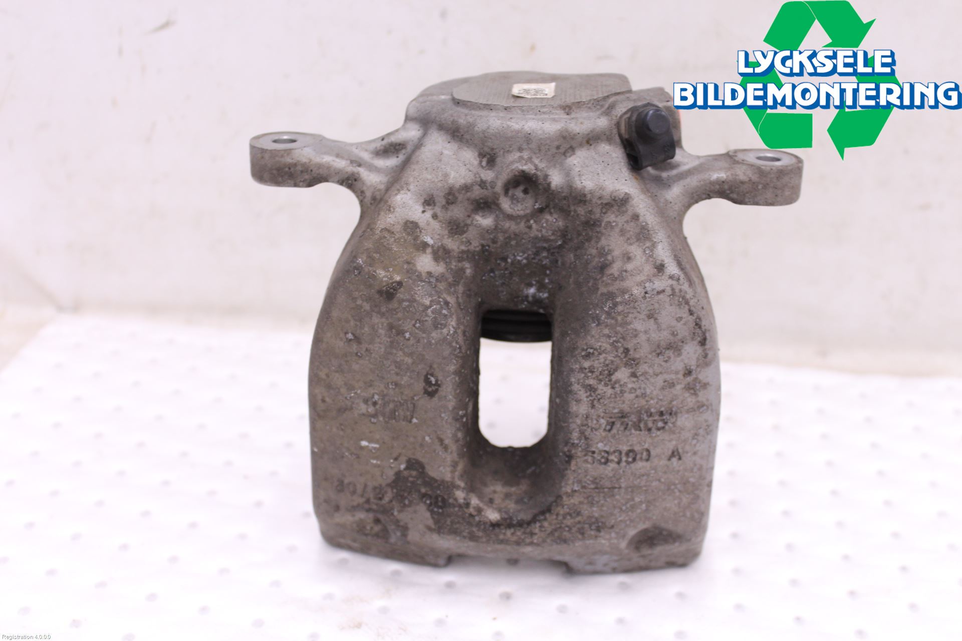 BMW 5 G30/G31/F90 17-23 Bromsok Fram Höger