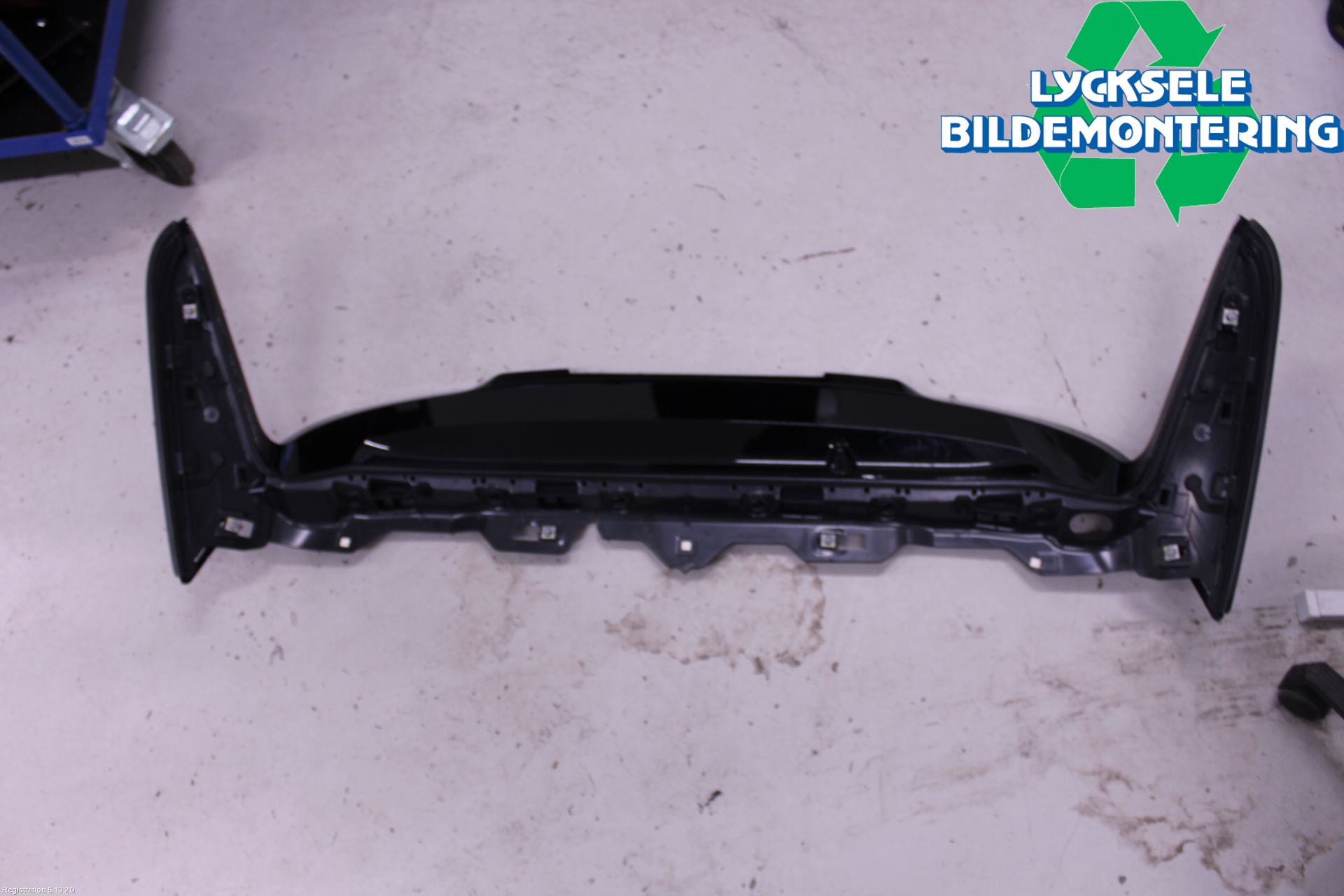 BMW X1/iX1 U11 23- Spoiler Baklucka
