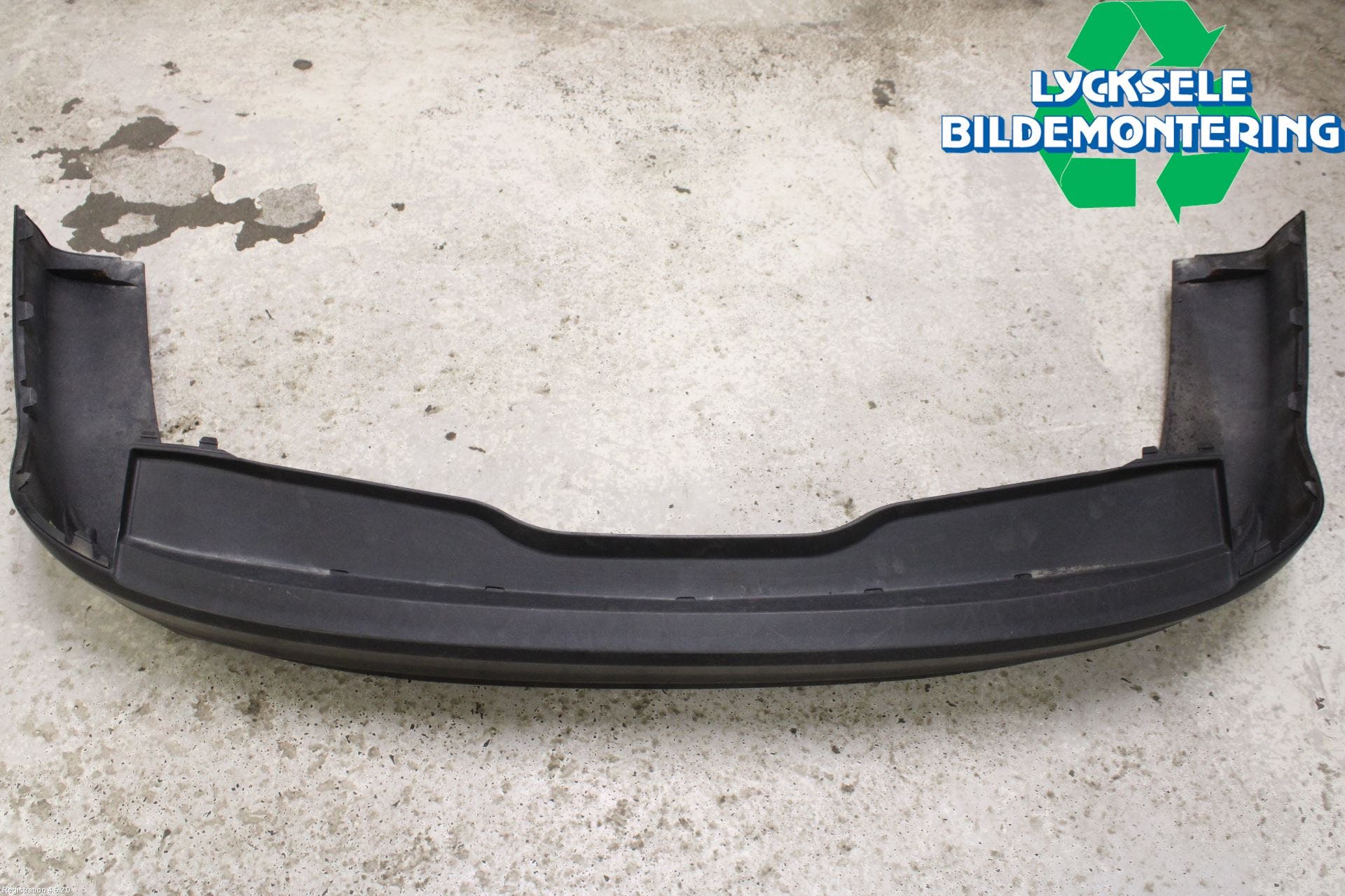 Ford FOCUS 11-14 Stötfångarbeklädnad Bak