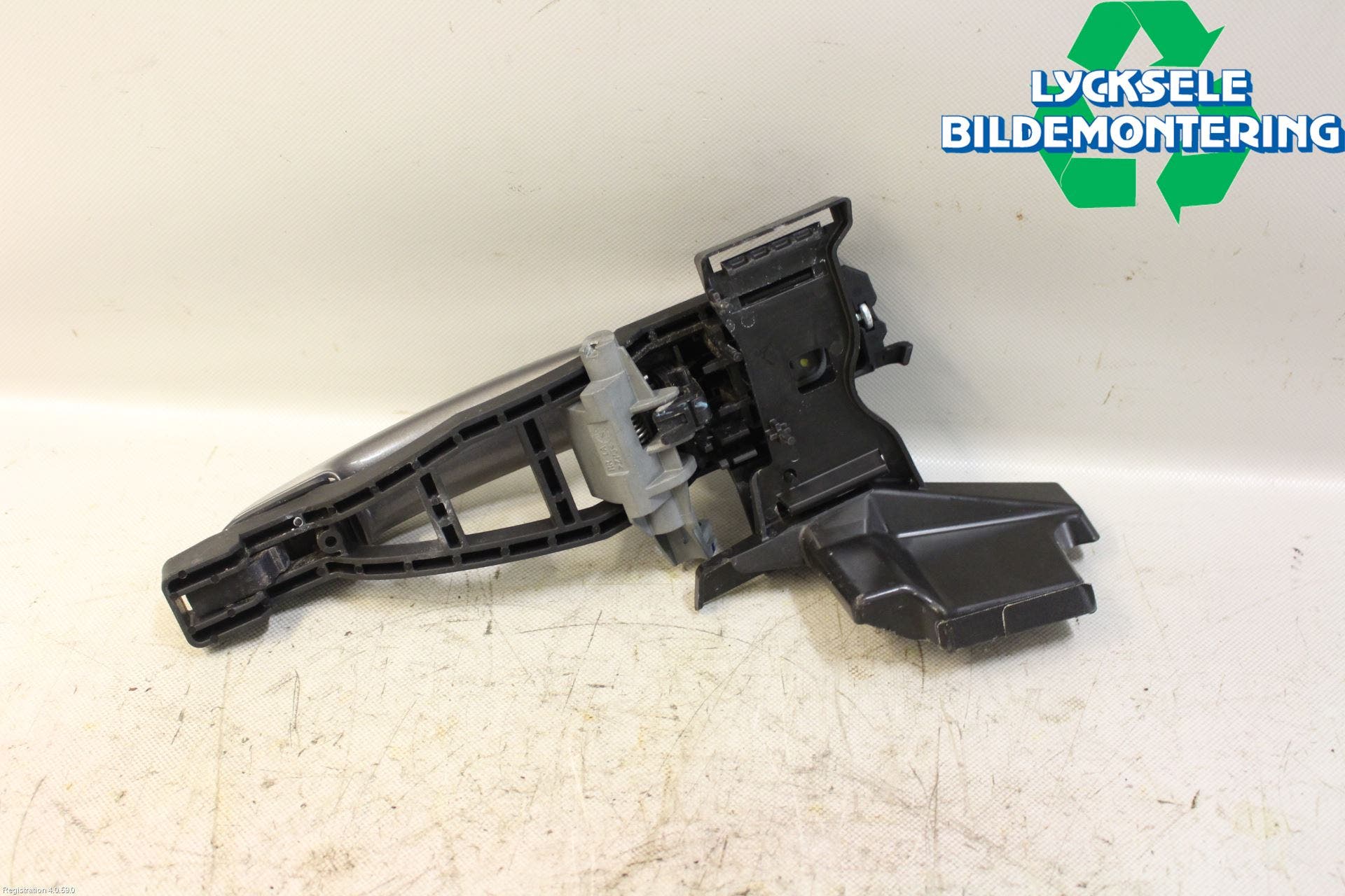 Ford KUGA 08-12 Dörrhandtag Yttre Vä