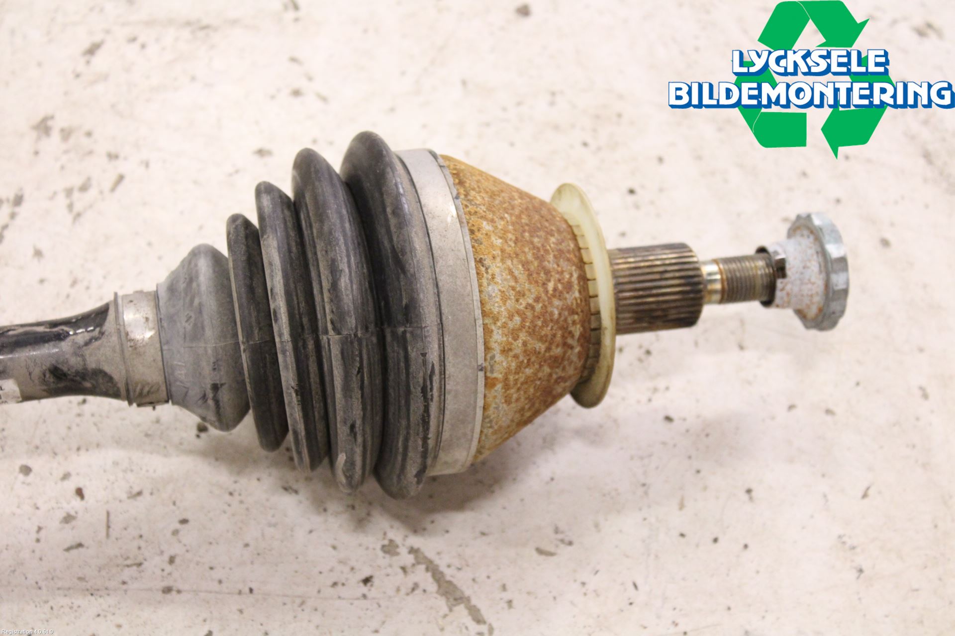 Skoda FABIA 15-21 Drivaxel Fram Vänster