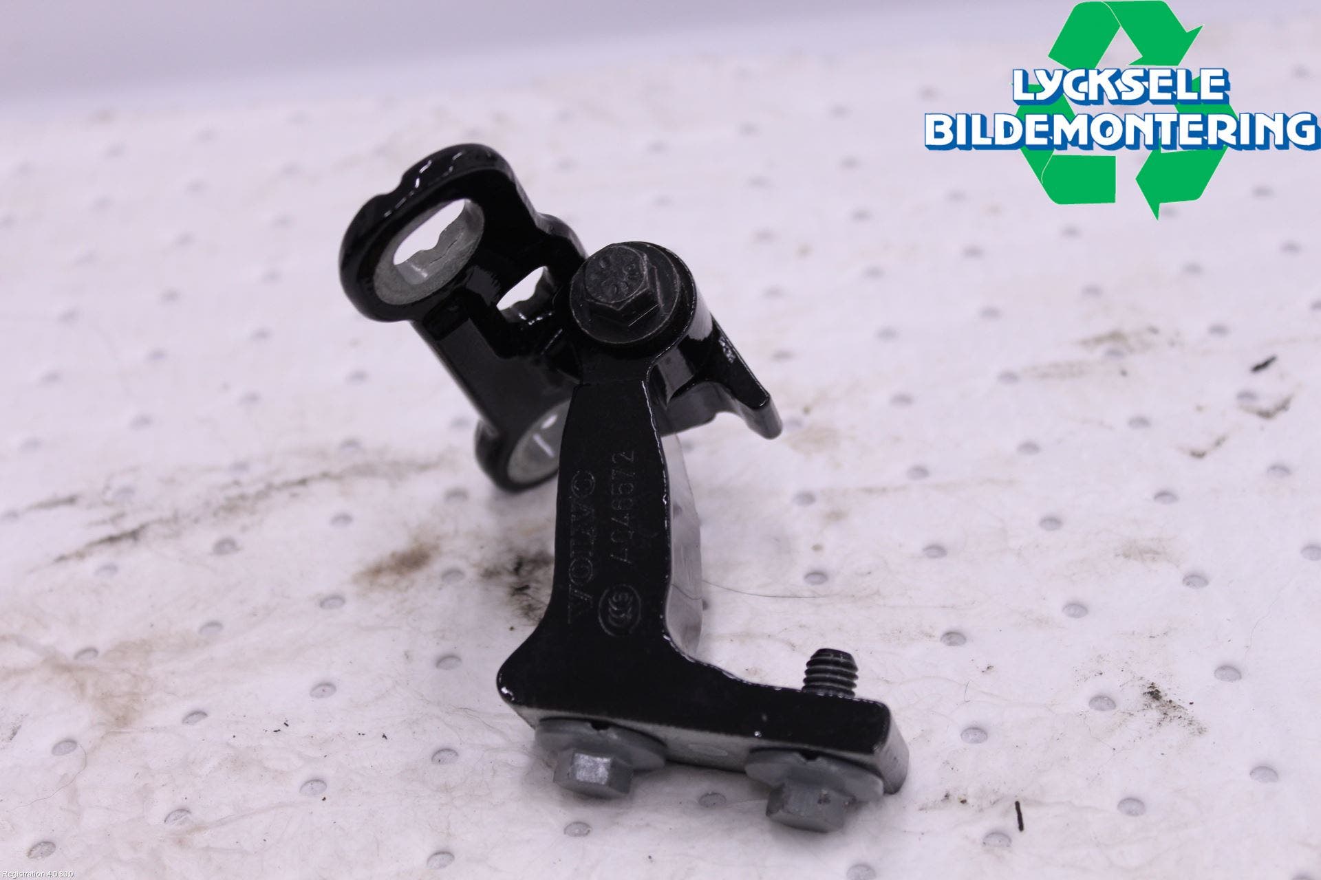 Volvo V90 17->> Dörrgångjärn