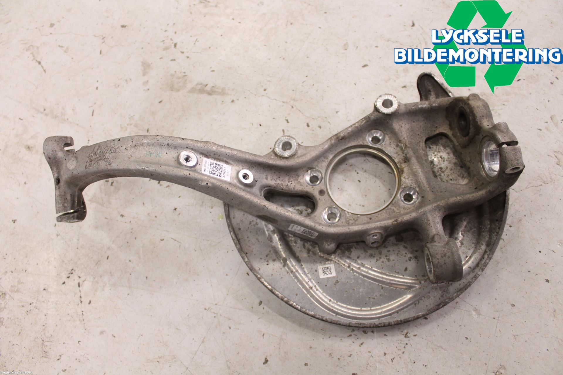 Audi A5 17- Styrspindel Lagerhus Hö