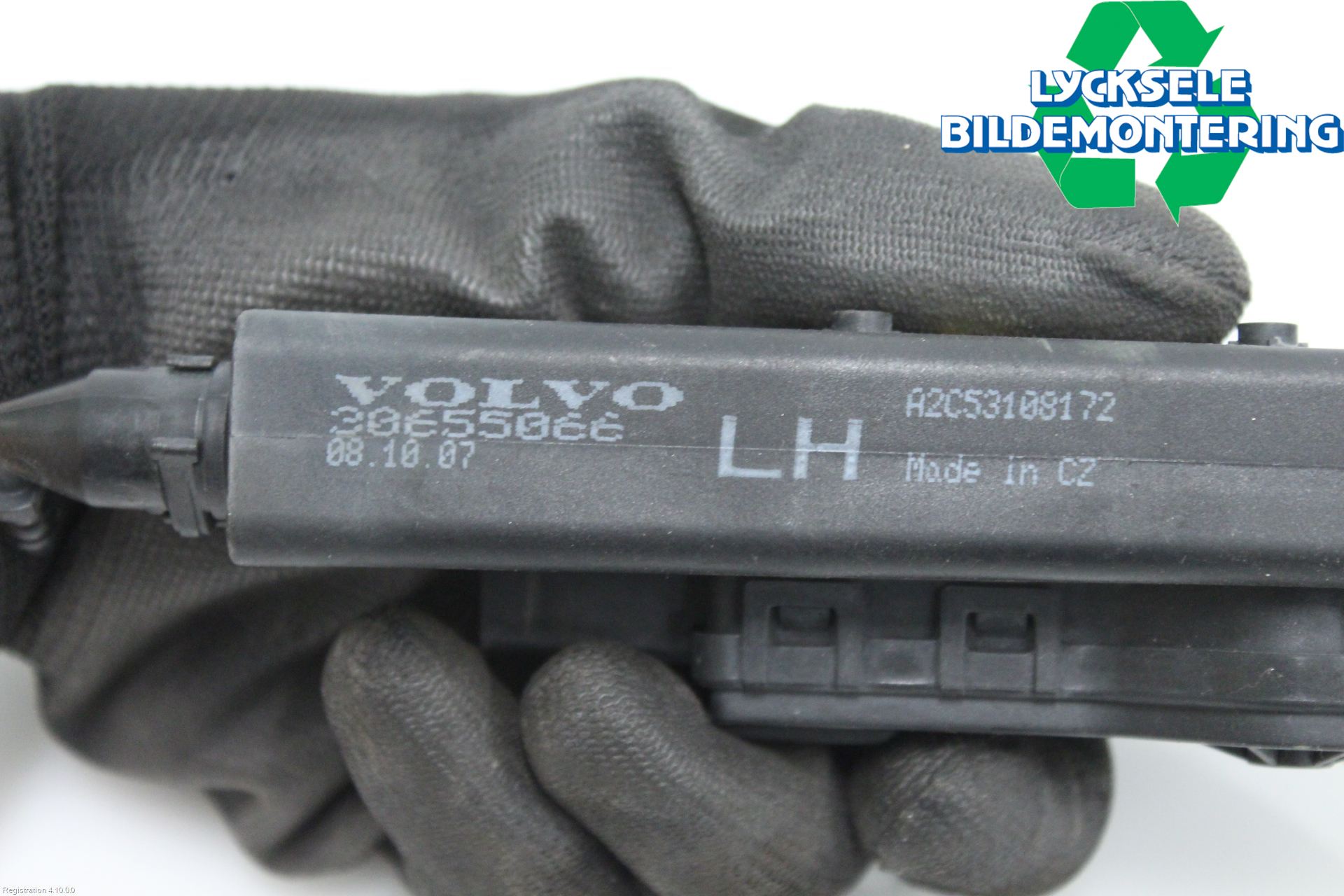 Volvo V70 08-13 Spolarmunstycke Strålkastare