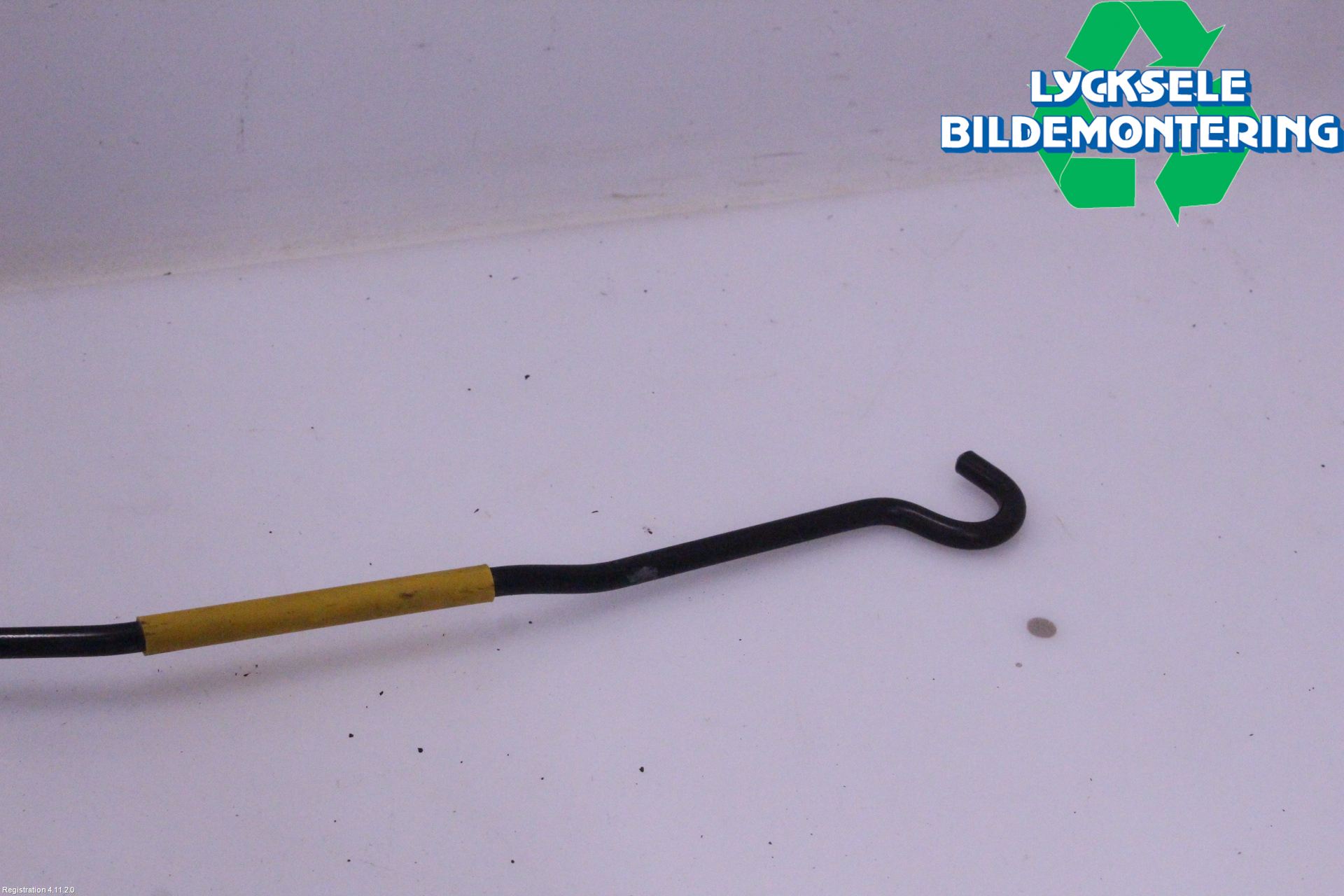 Opel CORSA E 15-19 Huv Stag-Pinne