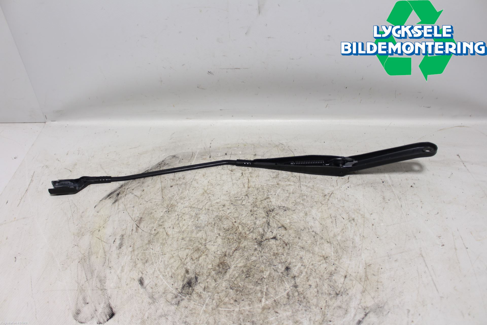 Ford KUGA 08-12 Torkararm Armar Vindruta