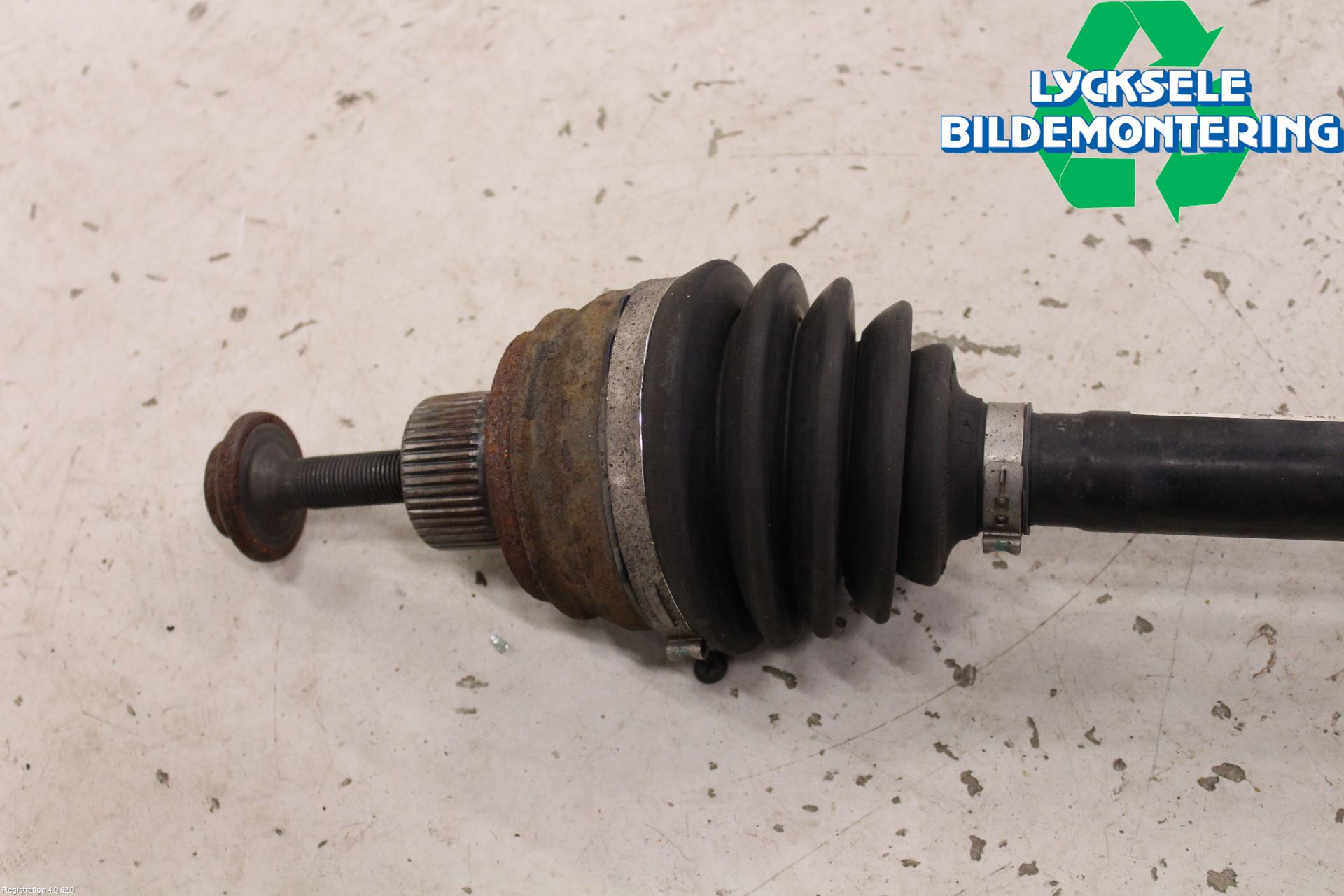 Audi A6 ALLROAD 12-18 Drivaxel Fram Höger