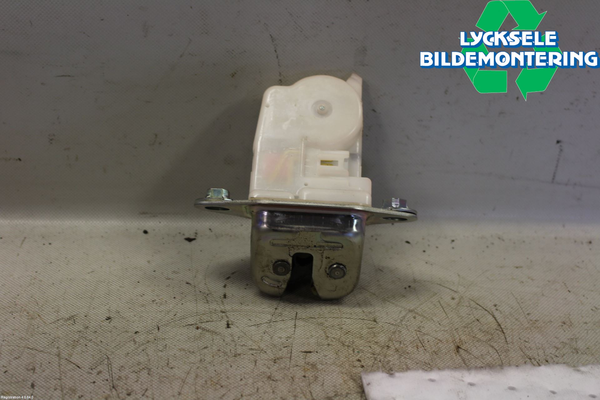 Subaru FORESTER SJ 13-18 Låskista Baklucka