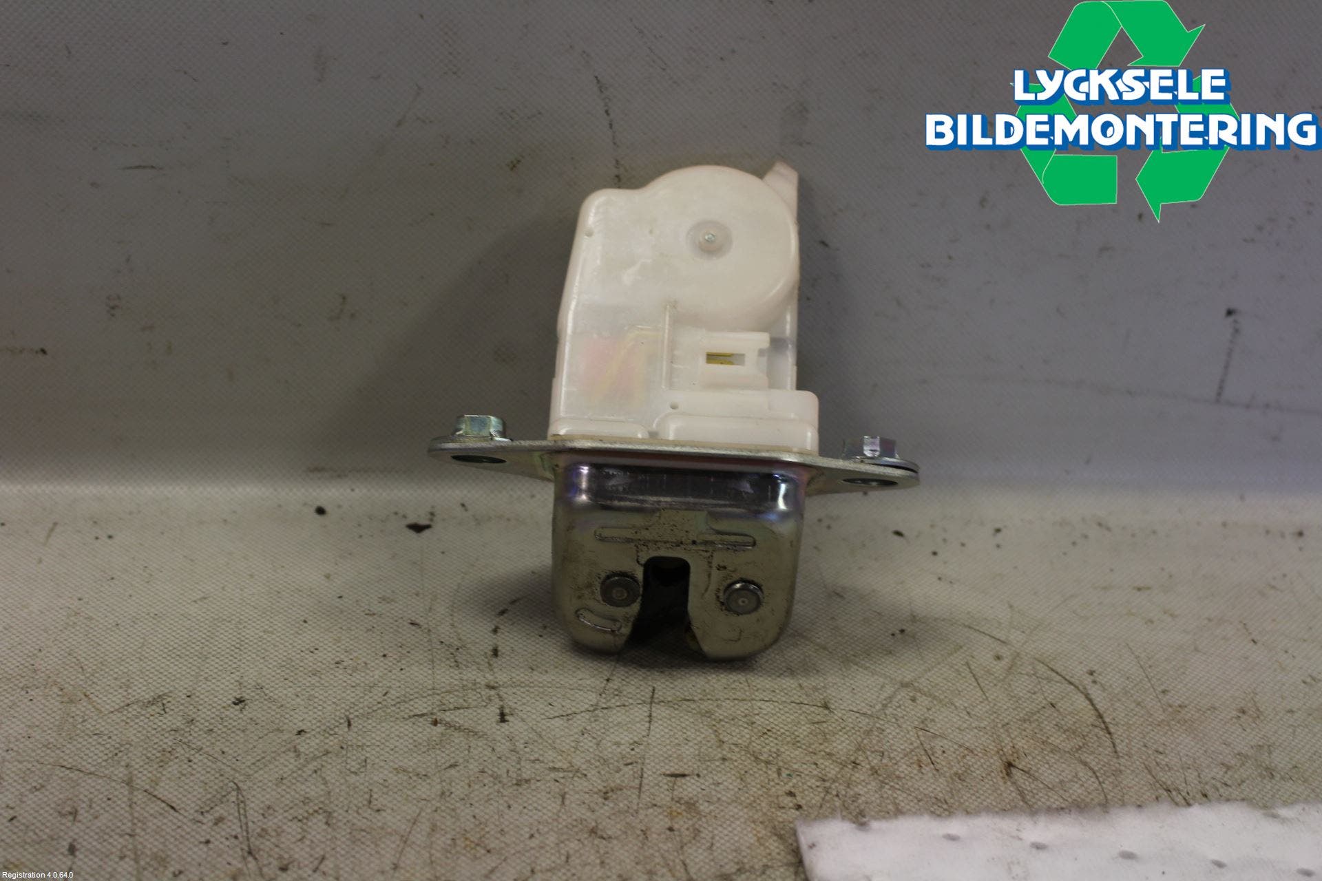 Subaru FORESTER SJ 13-18 Låskista Baklucka