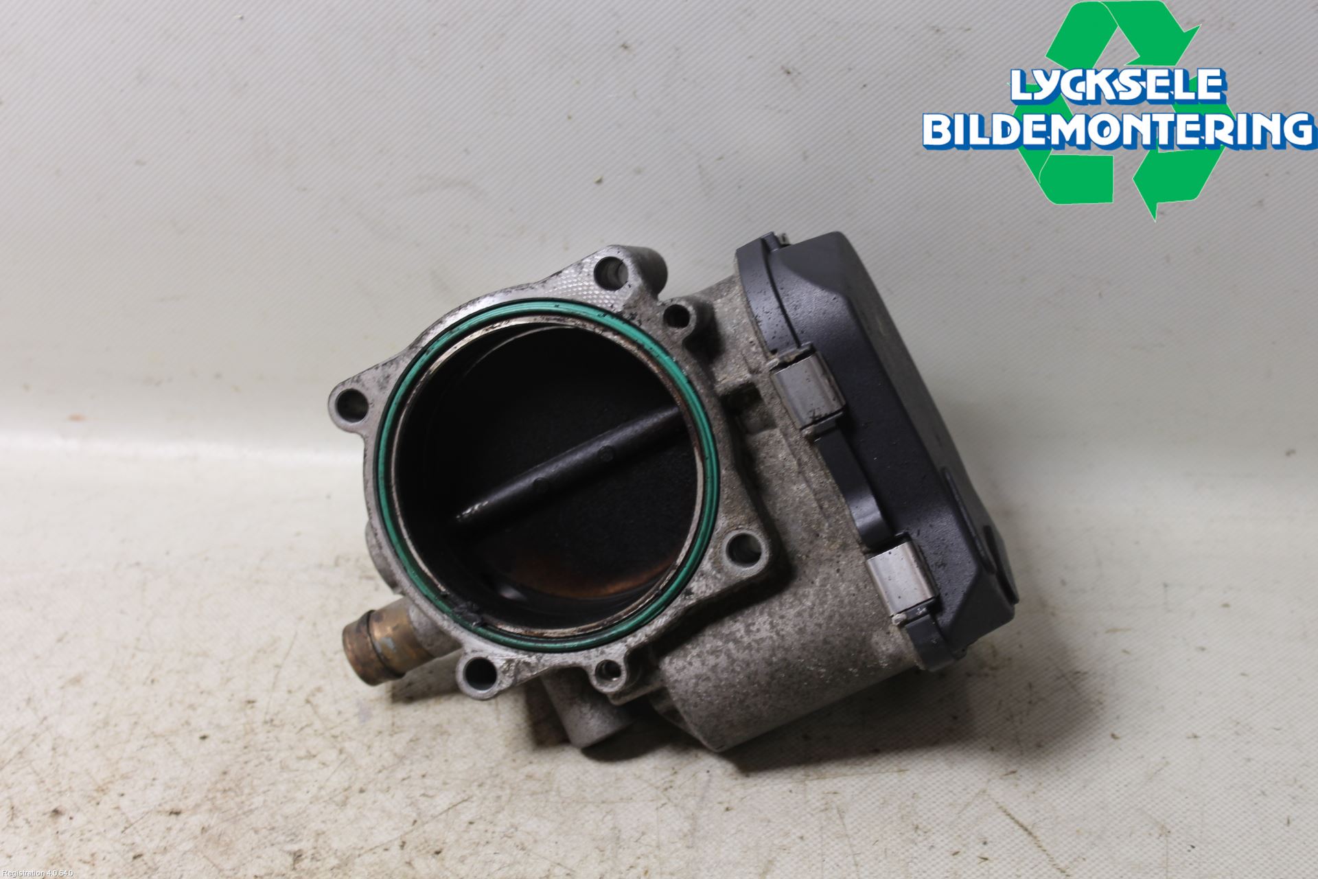 BMW 3 E90/91 SED/TOU 05-12 Injspjällhus