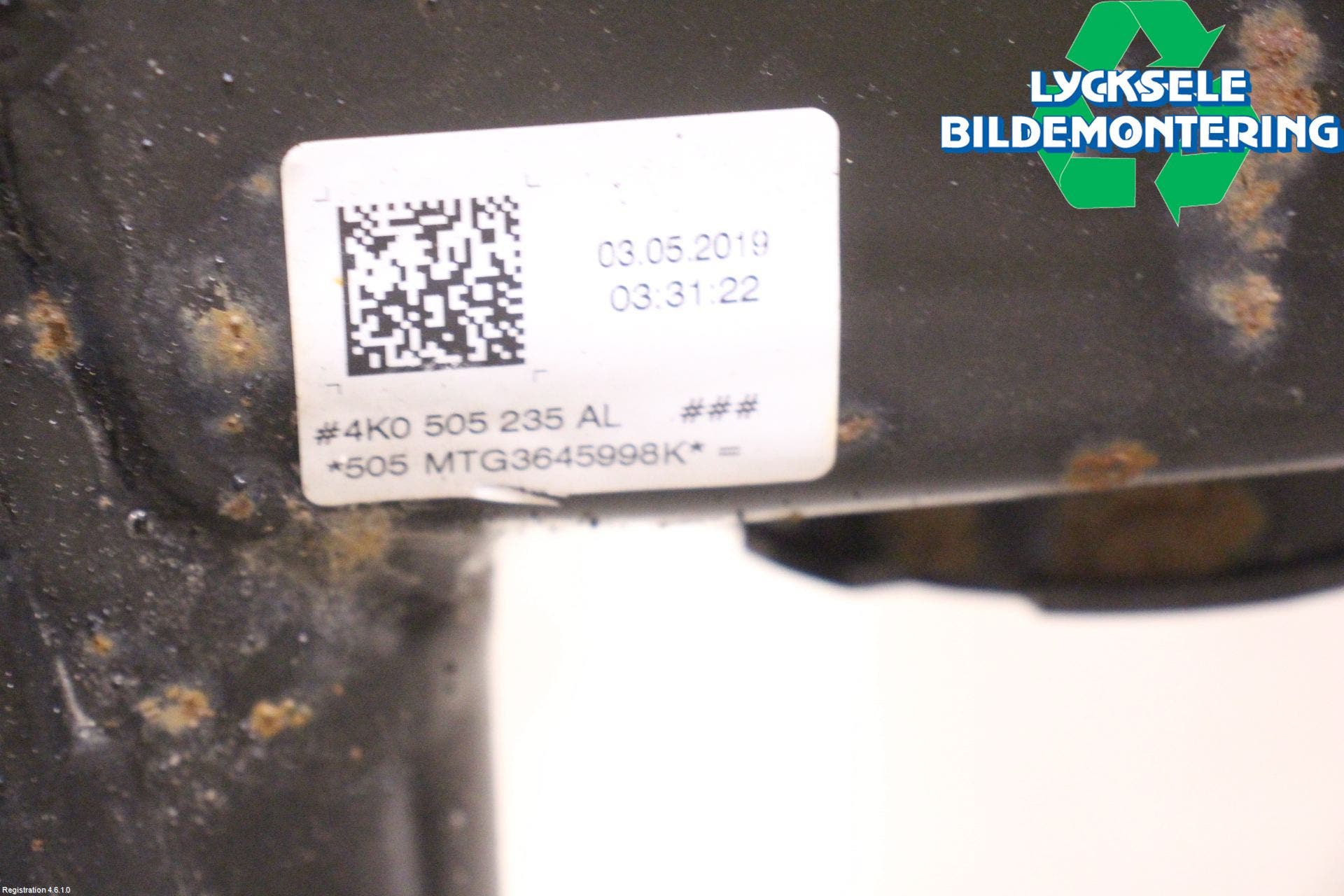 Audi A6 F2/C8 19- Bakaxelbalk