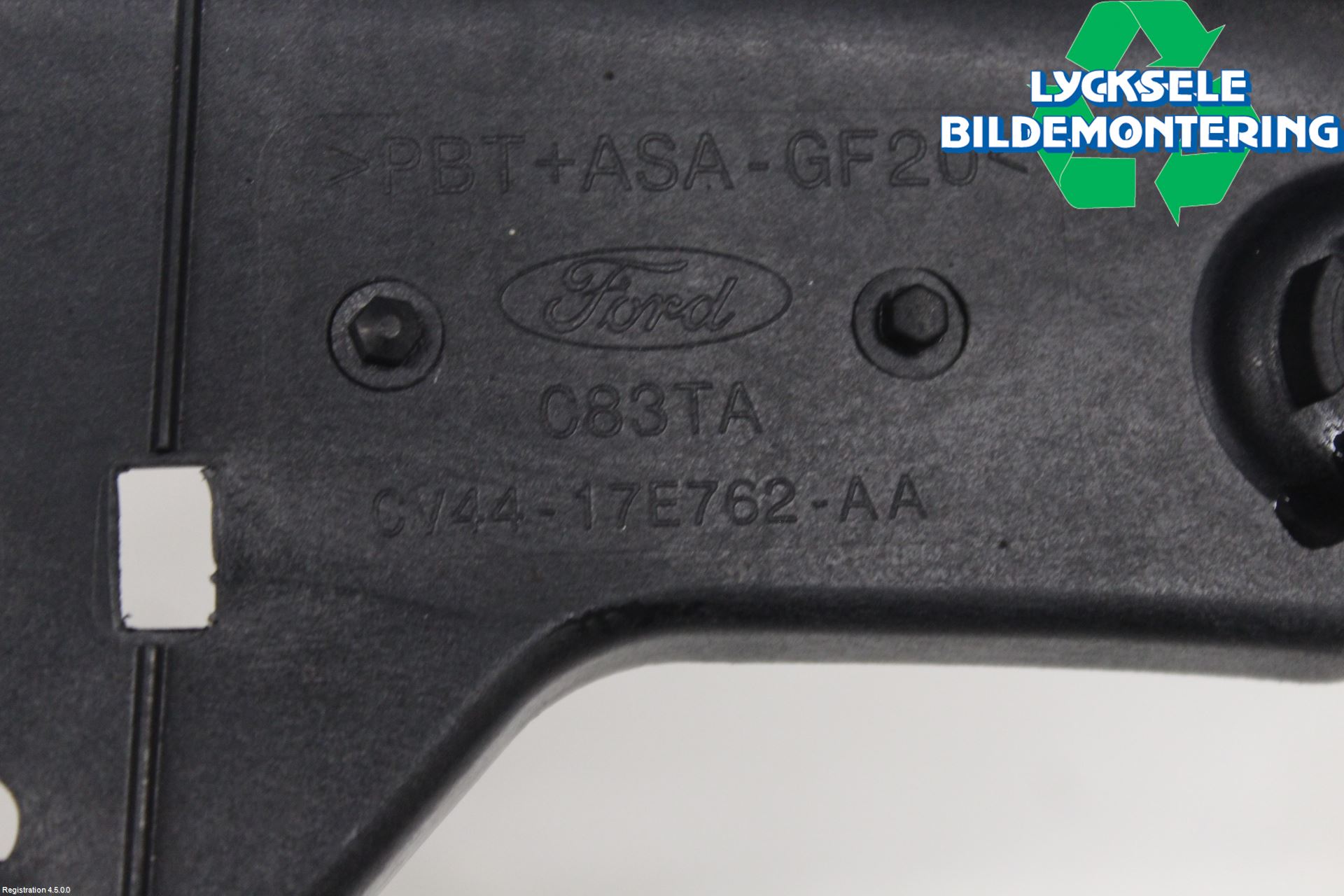Ford KUGA 13-16 Stötfångarfäste Fram Hö