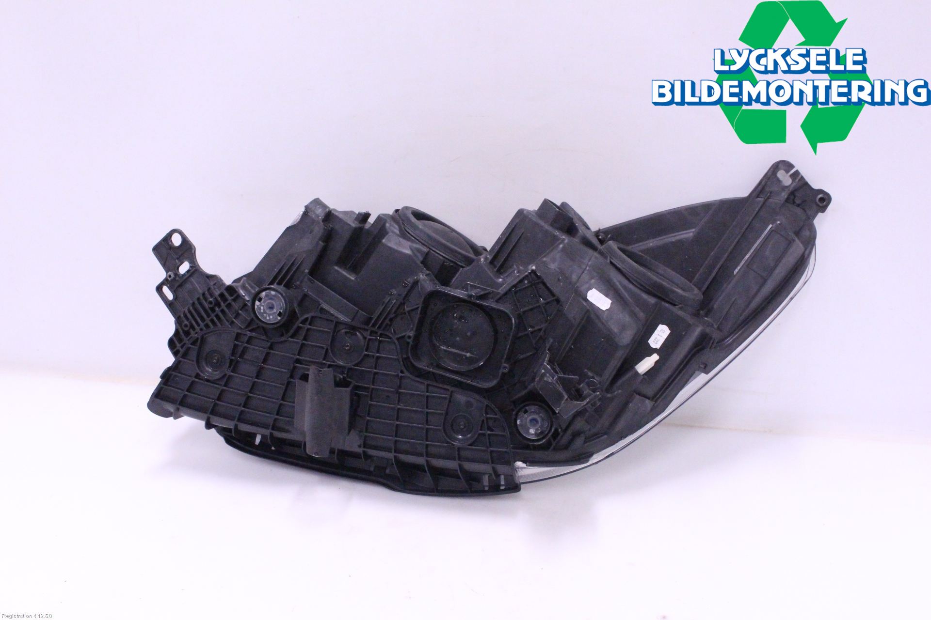 Ford KUGA 17-19 Strålkastare Höger