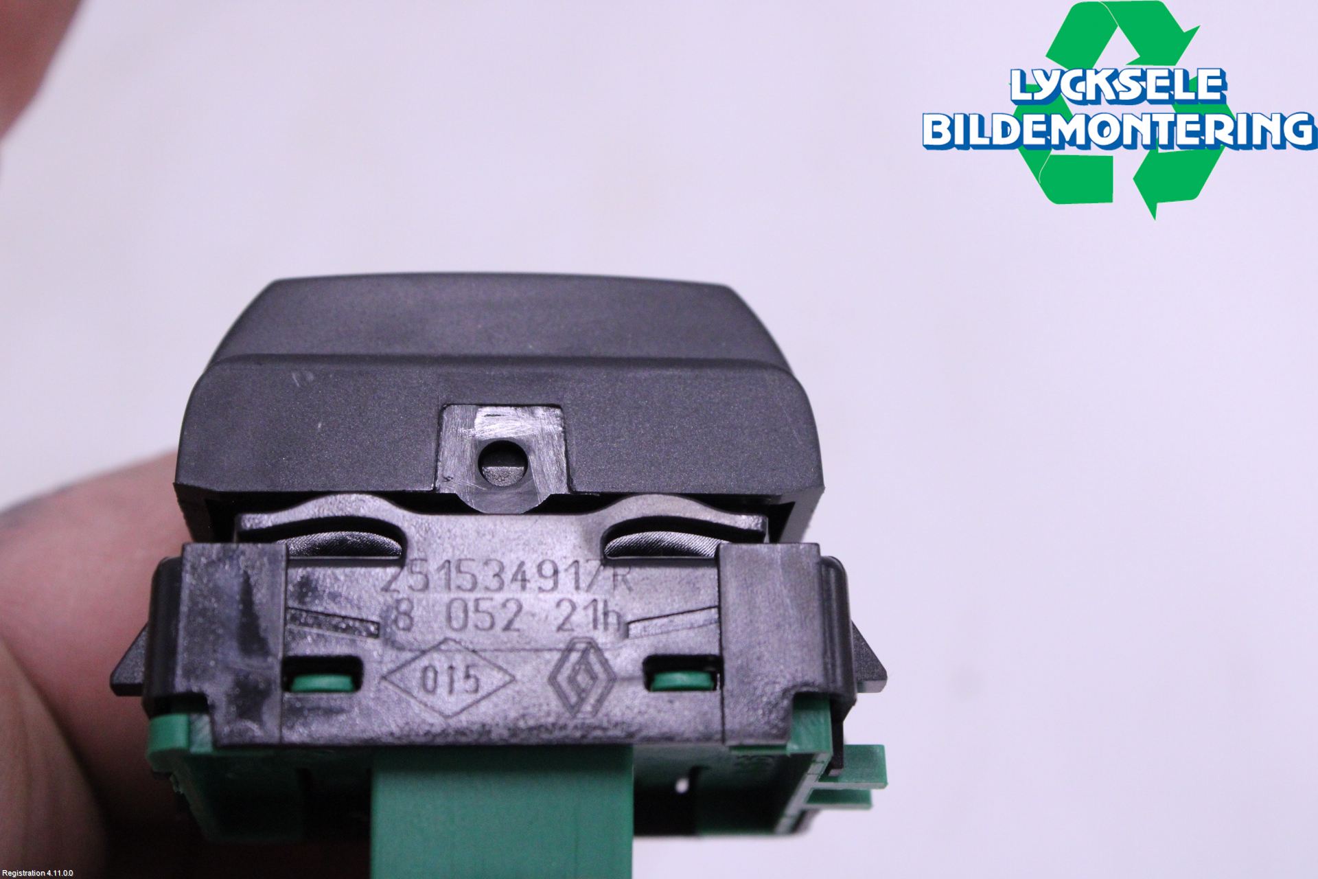 Renault CLIO IV 16-19 Strömställare Övrigt