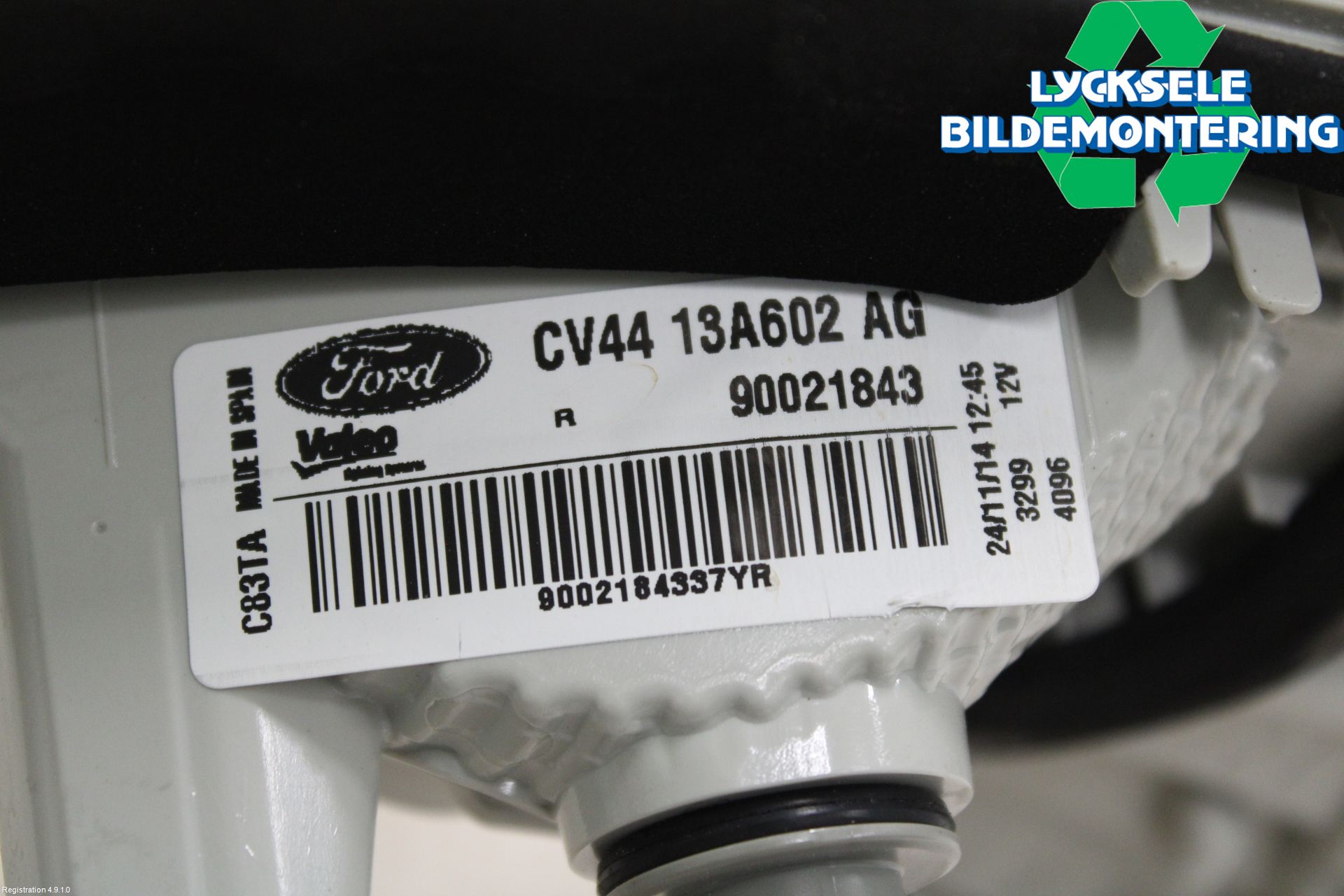 Ford KUGA 13-16 Bakljus Lucka Hö