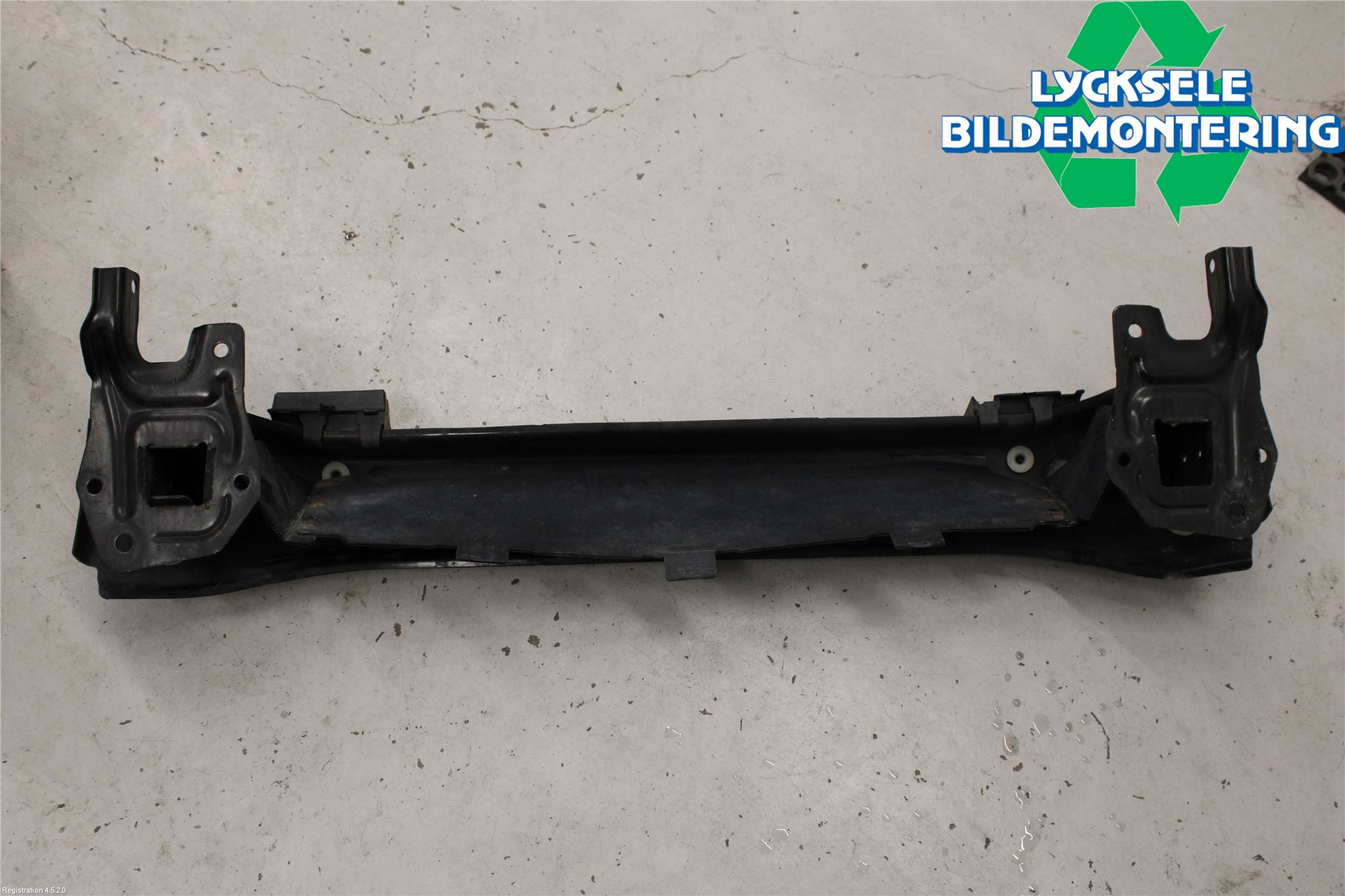 Volkswagen VW TRANSP/CARAVELLE (T5) 04-15 Stötfångarbalk Fram