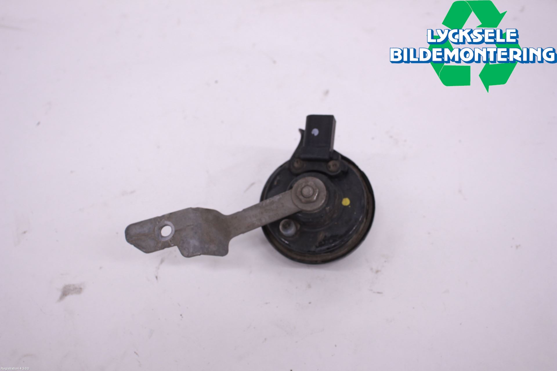 Audi A6 F2/C8 19- Signalhorn