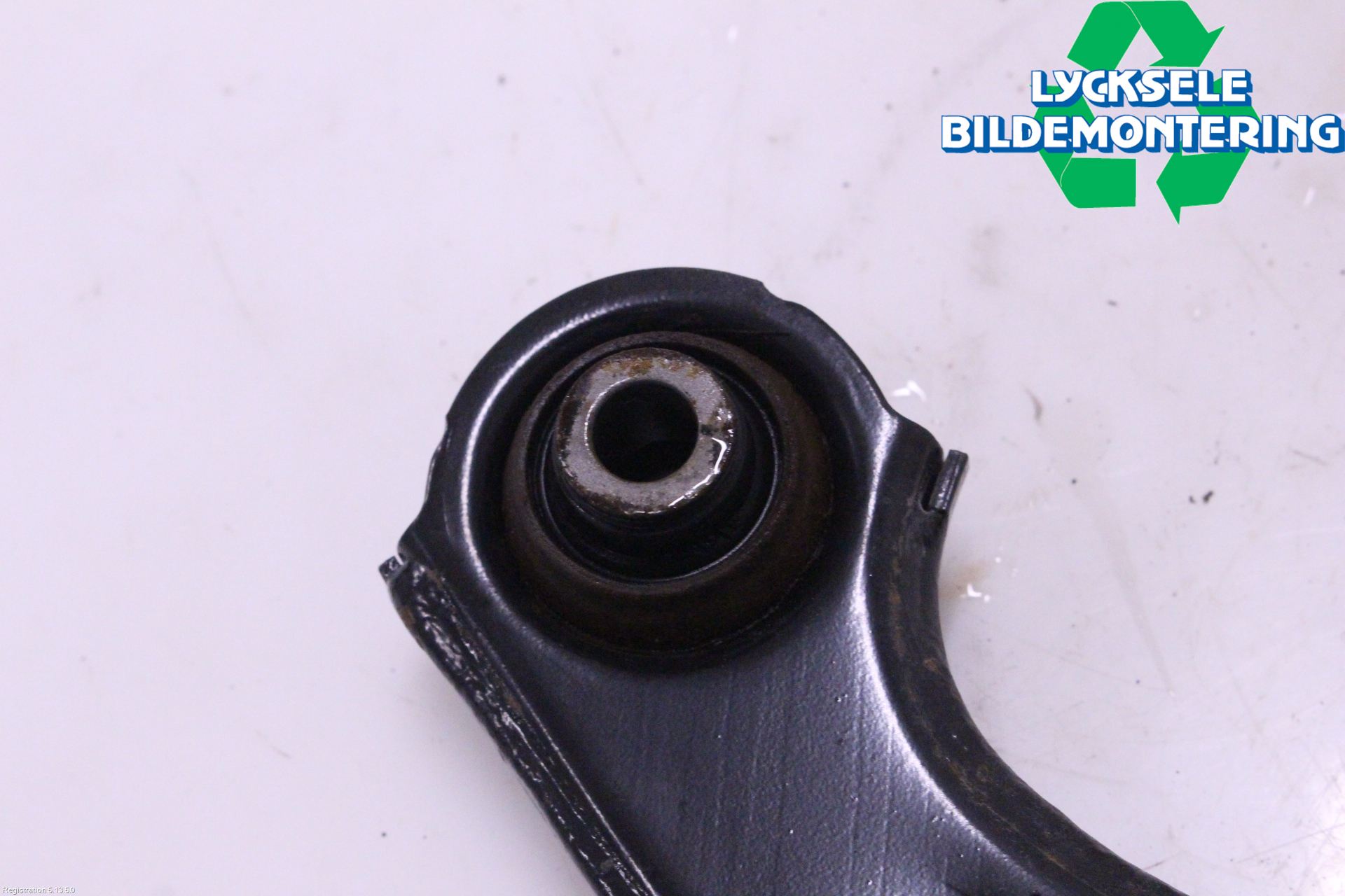 Toyota COROLLA 19- Bärarm Bak Övre Höger