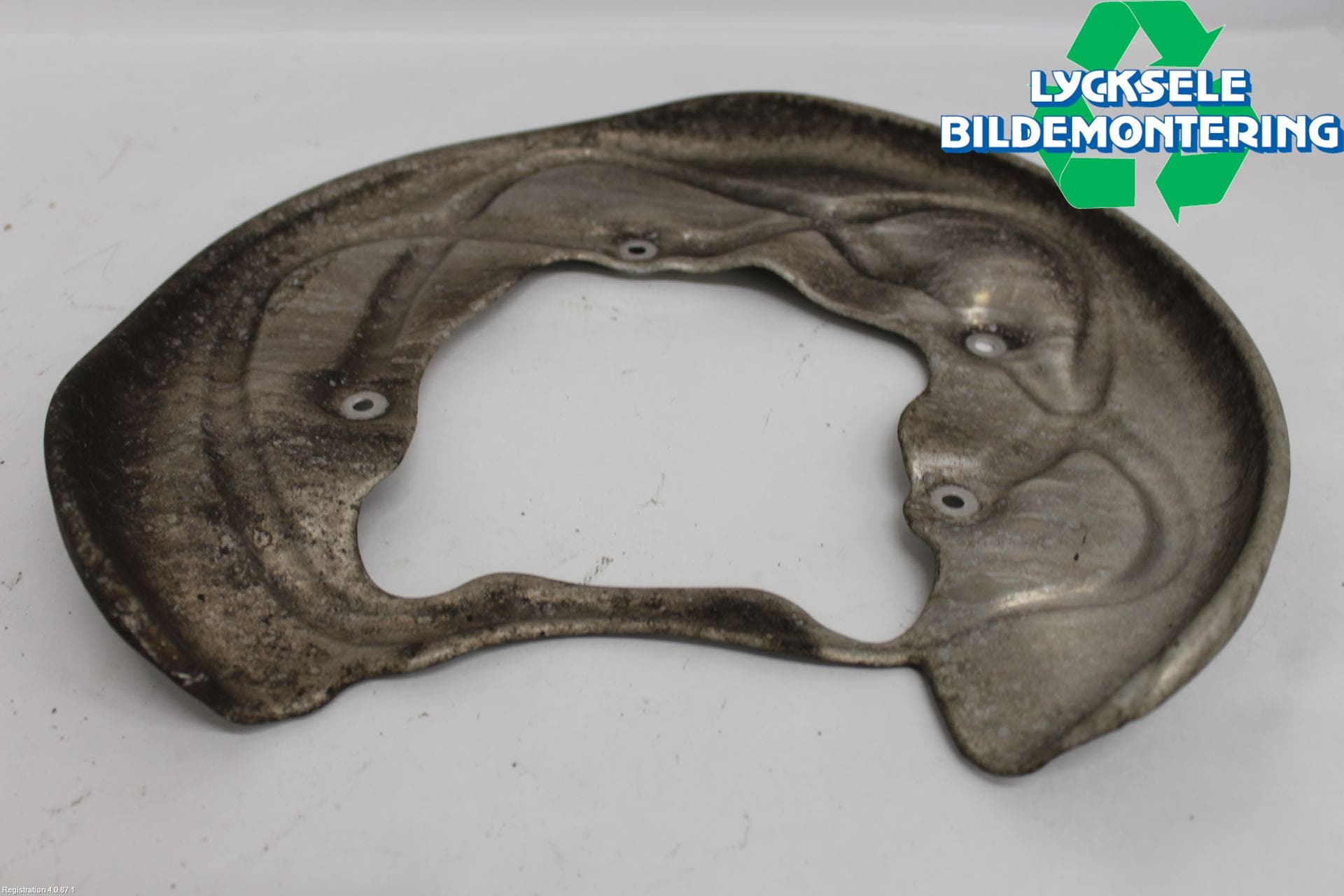 Audi A6 F2/C8 19- Bromssköld Bak