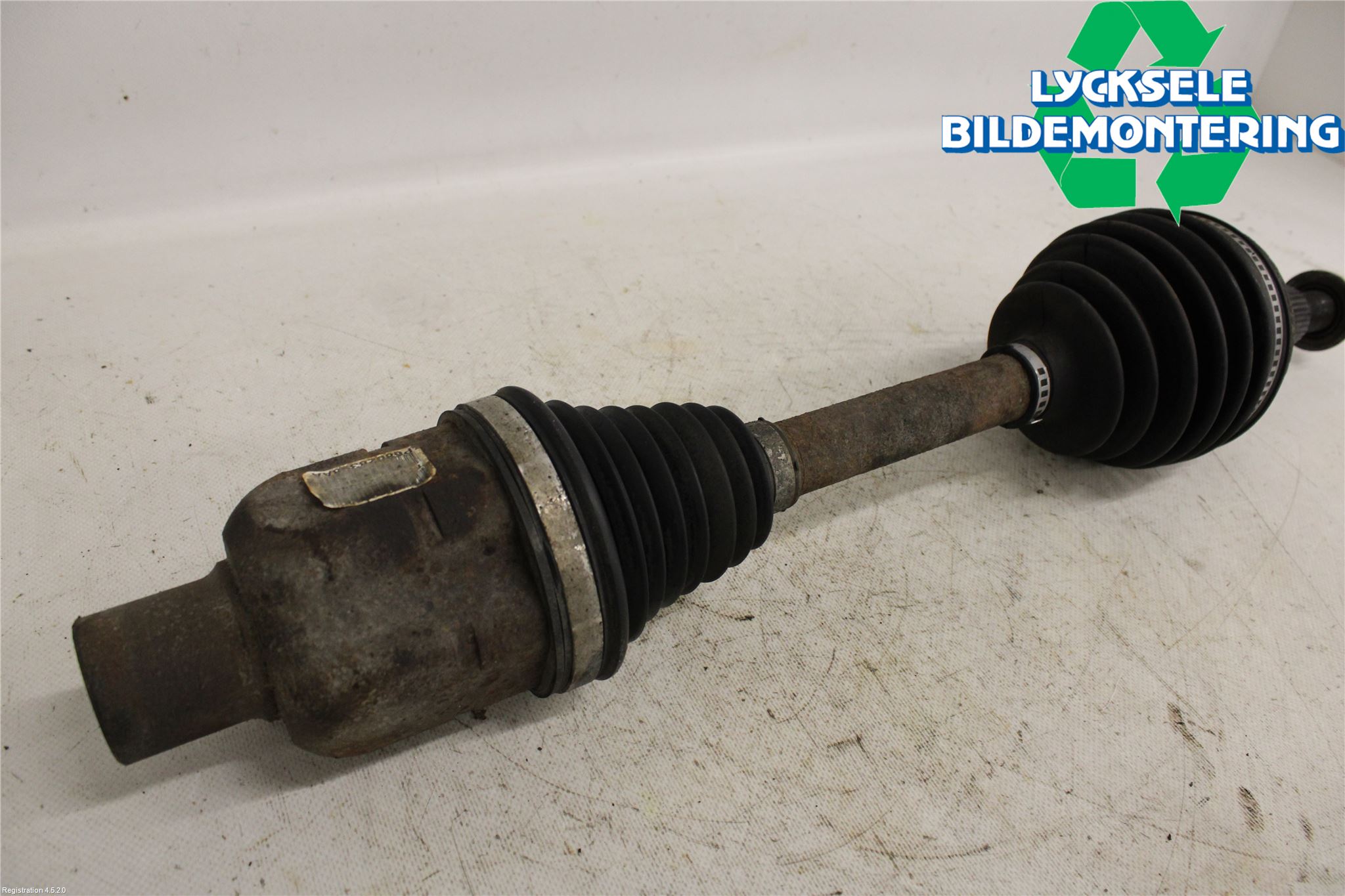 Dodge PICK UP RAM 81- Drivaxel Fram Vänster