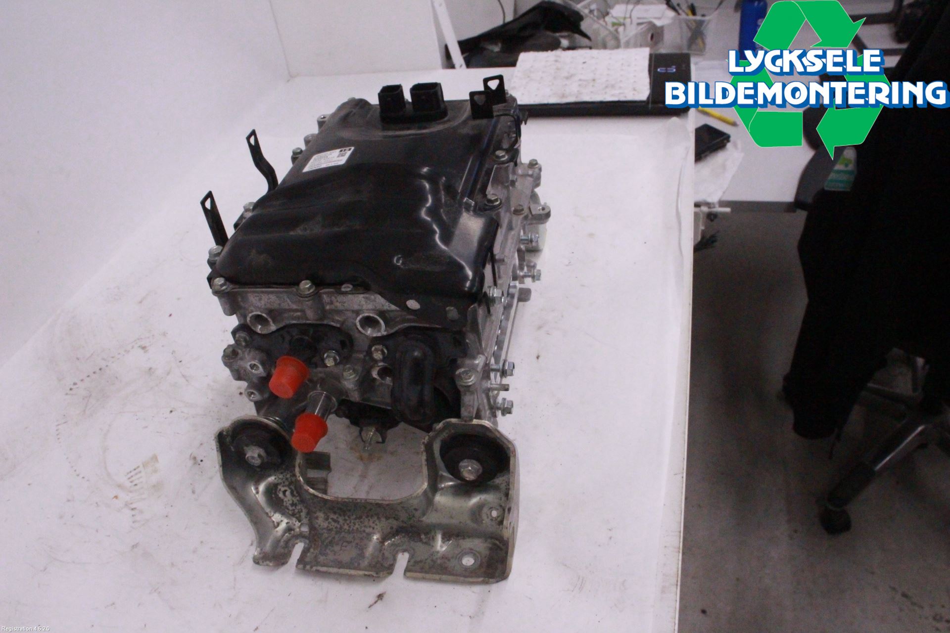 Toyota YARIS XP21 20- Inverter Hybrid