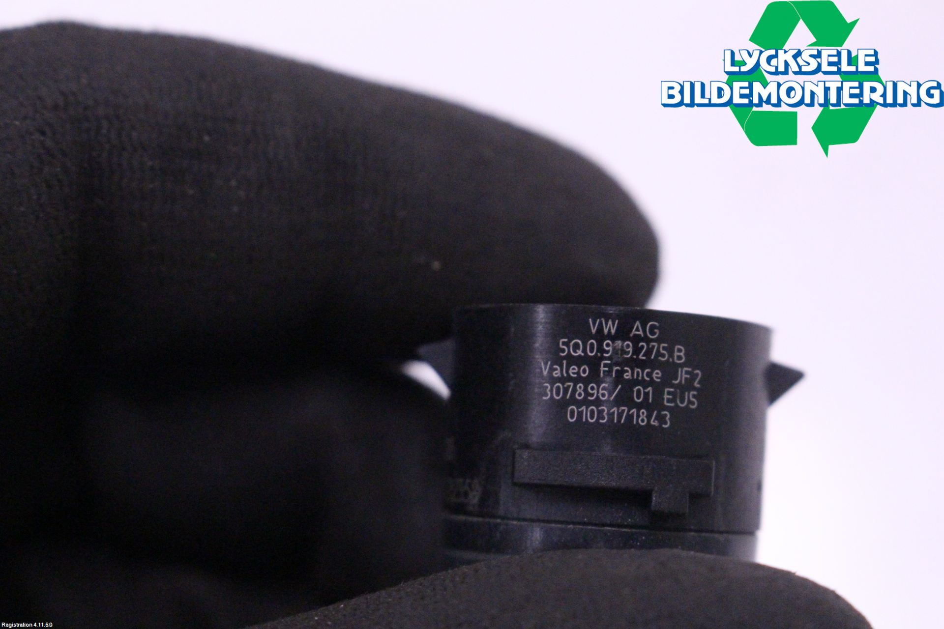 Volkswagen VW PASSAT 15-19 Parkeringshjälp Frontsensor