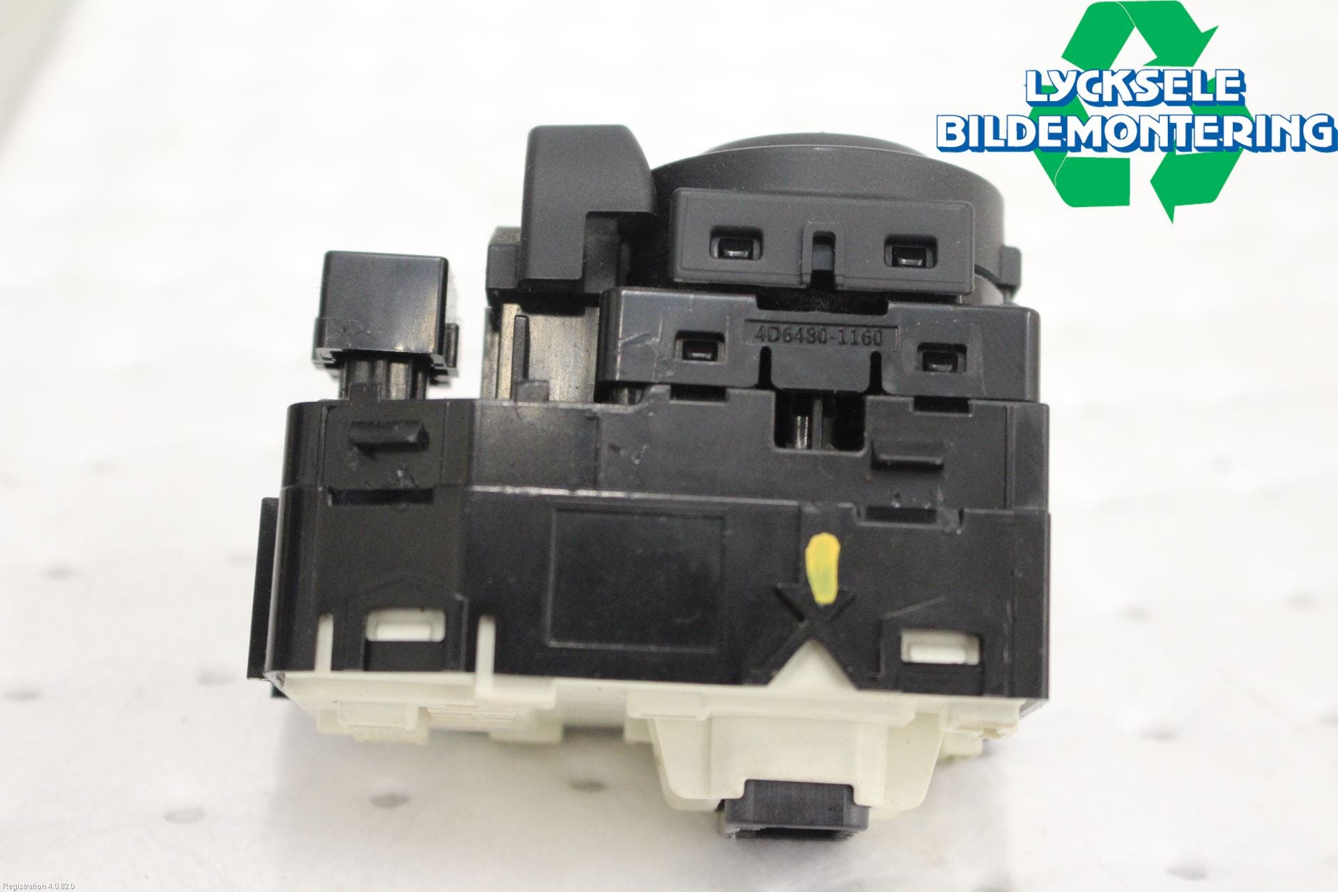 Kia RIO 17- Strömställare Spegel