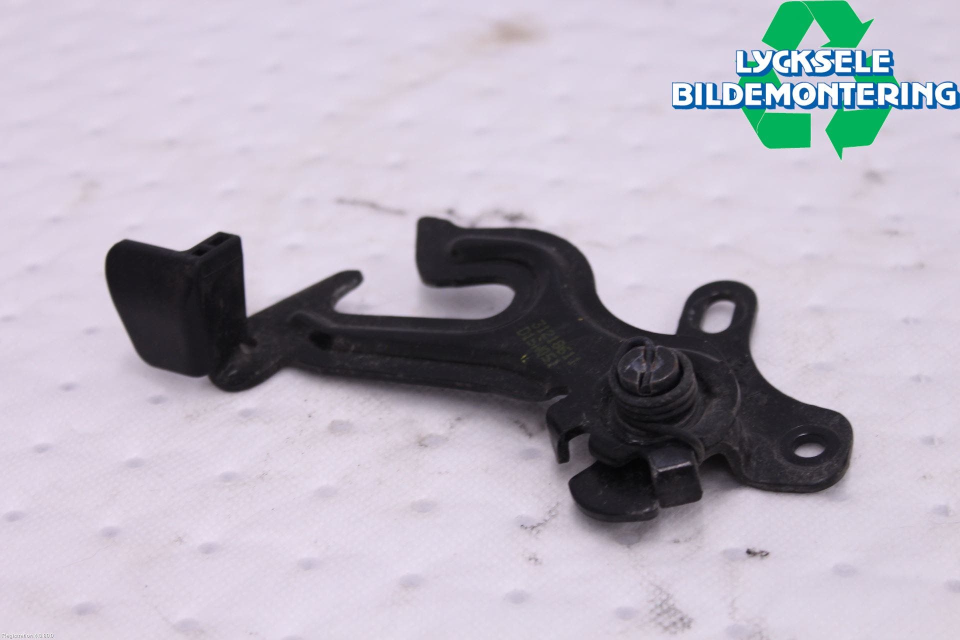 Volvo V40 12-19 Huv Spärr