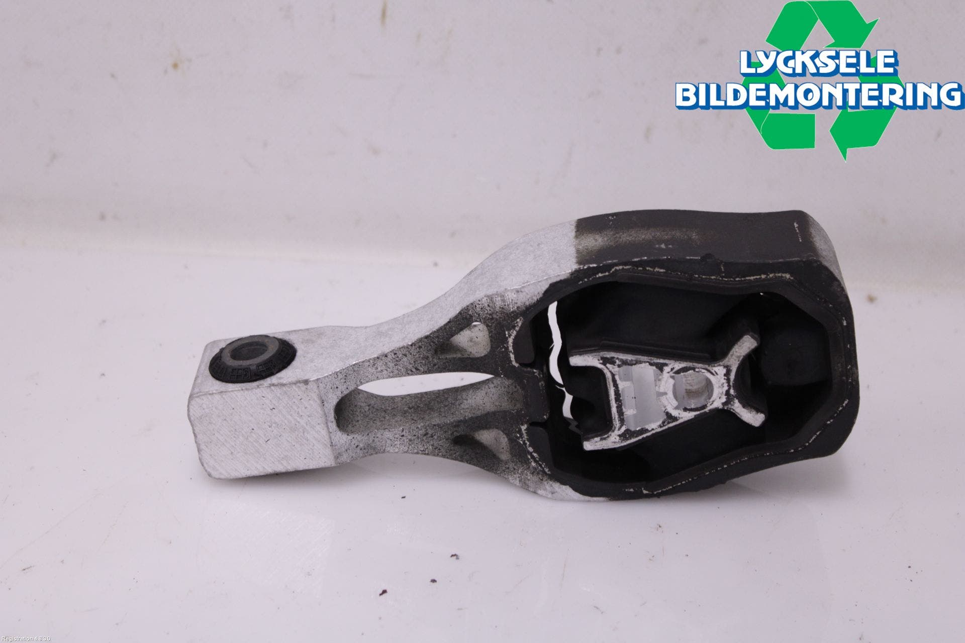 Citroen C5 AIRCROSS 19- Motorfäste