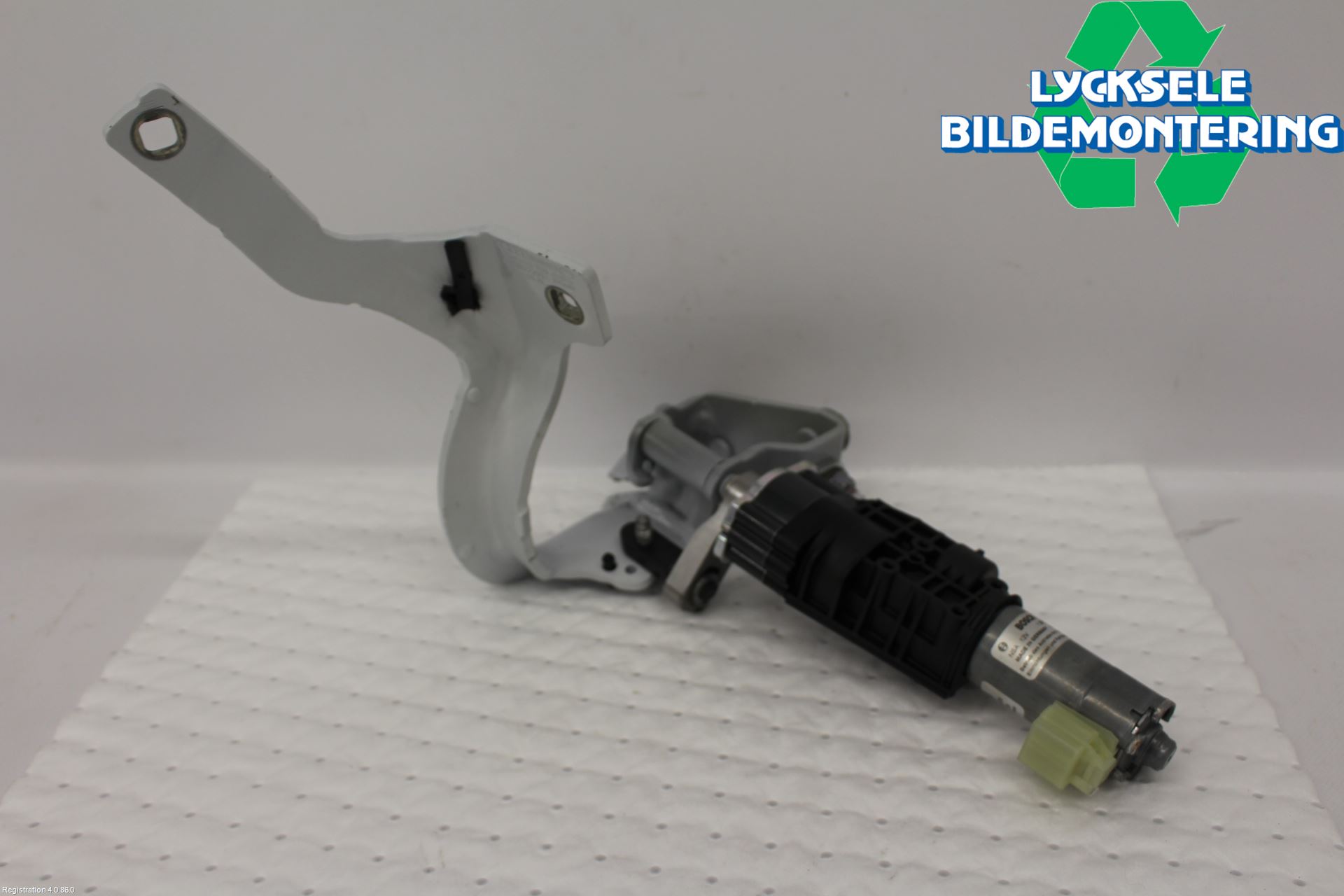 Audi A6 F2/C8 19- Bakluckeöppnare Automatisk