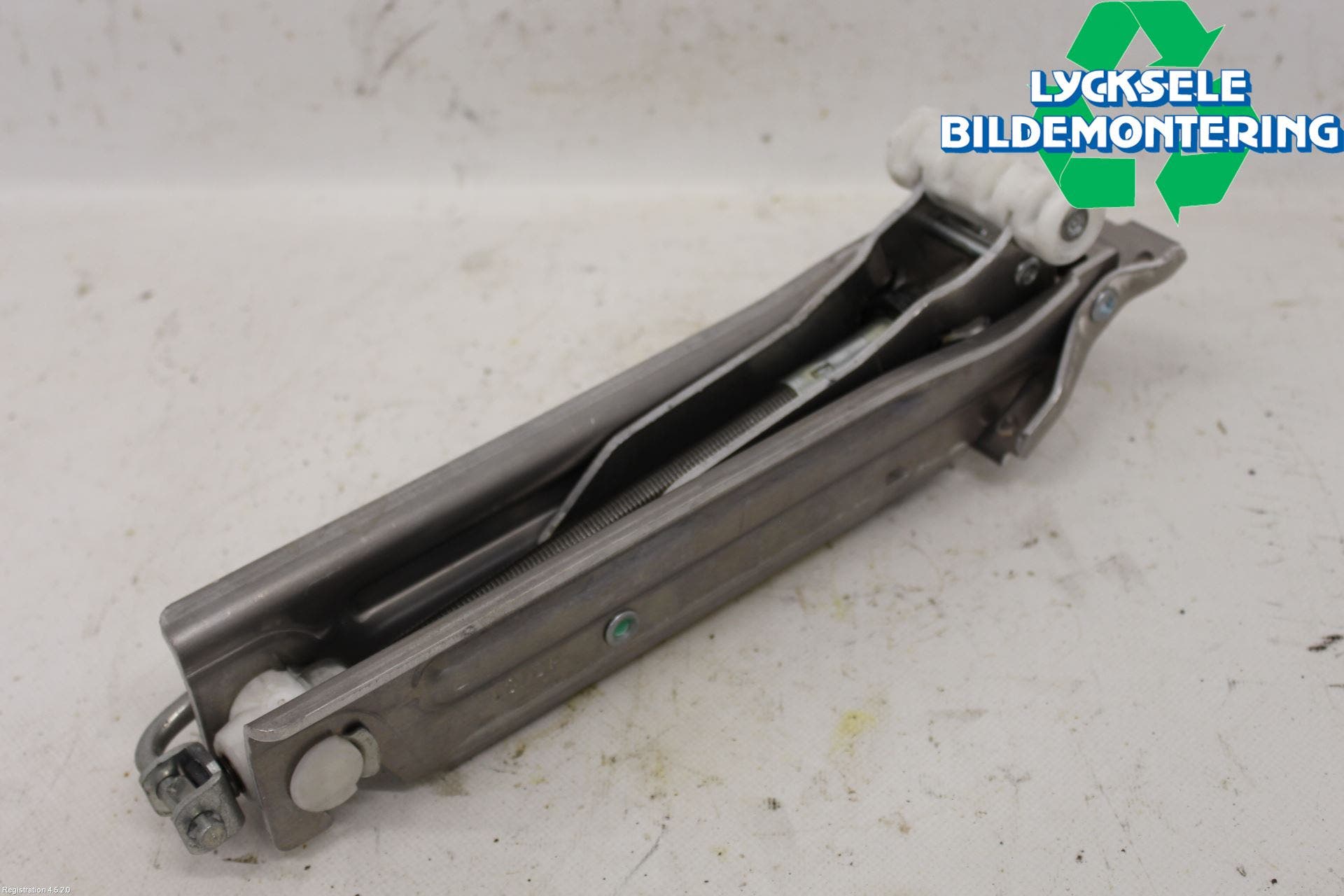 Audi ALLROAD 06-11 Domkraft