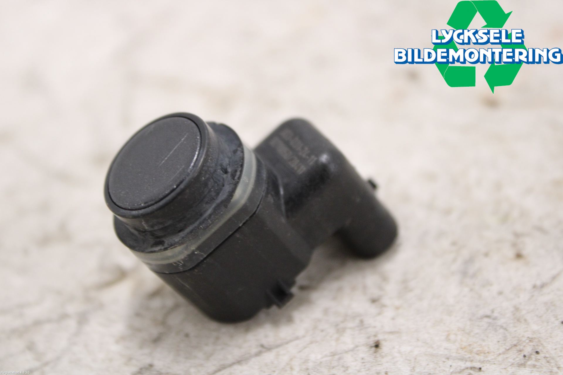 BMW 5 F10/F11/F18 09-17 Parkeringshjälp Frontsensor