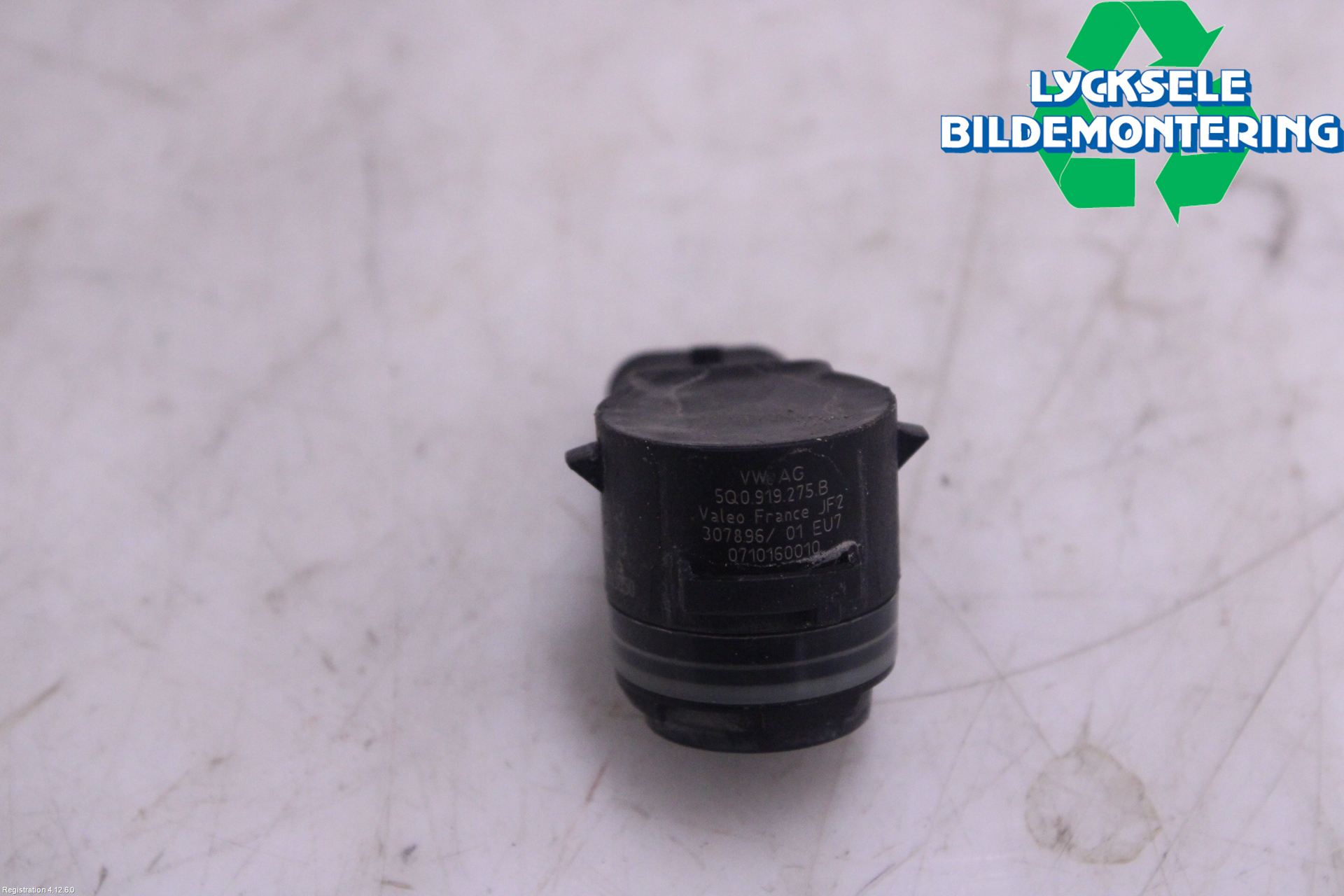Audi A4 ALLROAD 17- Parkeringshjälp Frontsensor