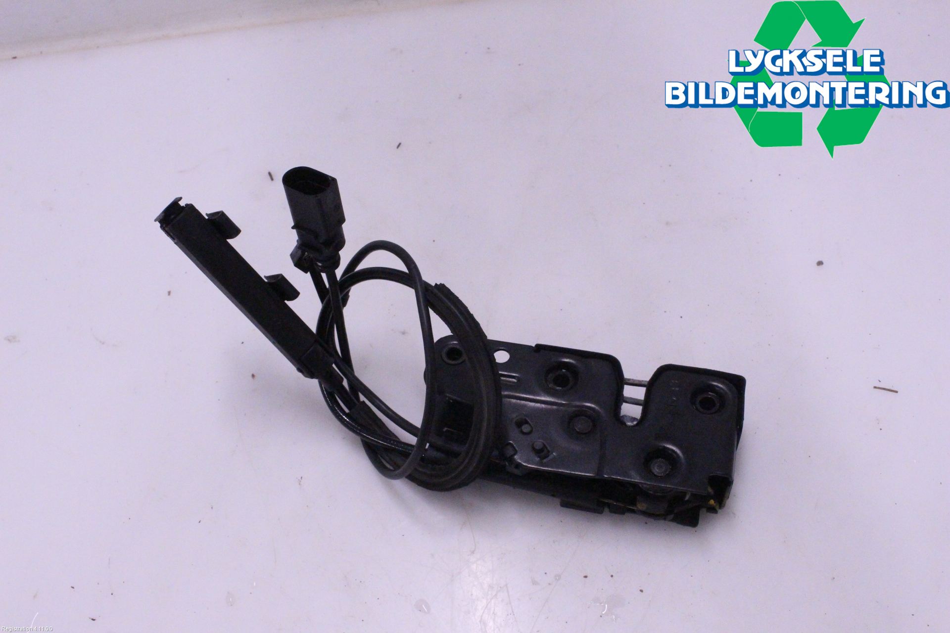 Audi A4 12-15 Huvlås