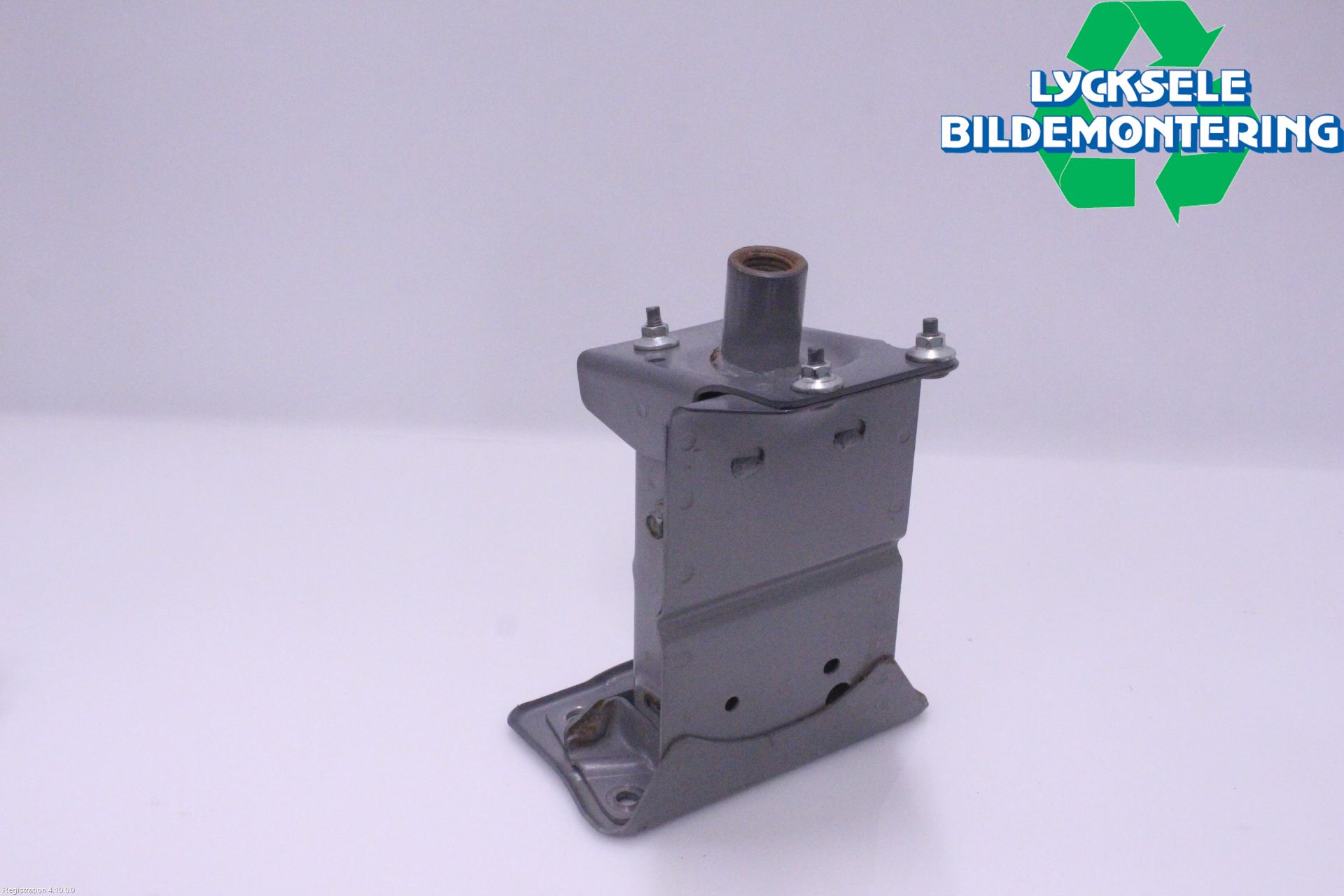 Nissan LEAF 18- Stötfångarbärjärn Fram