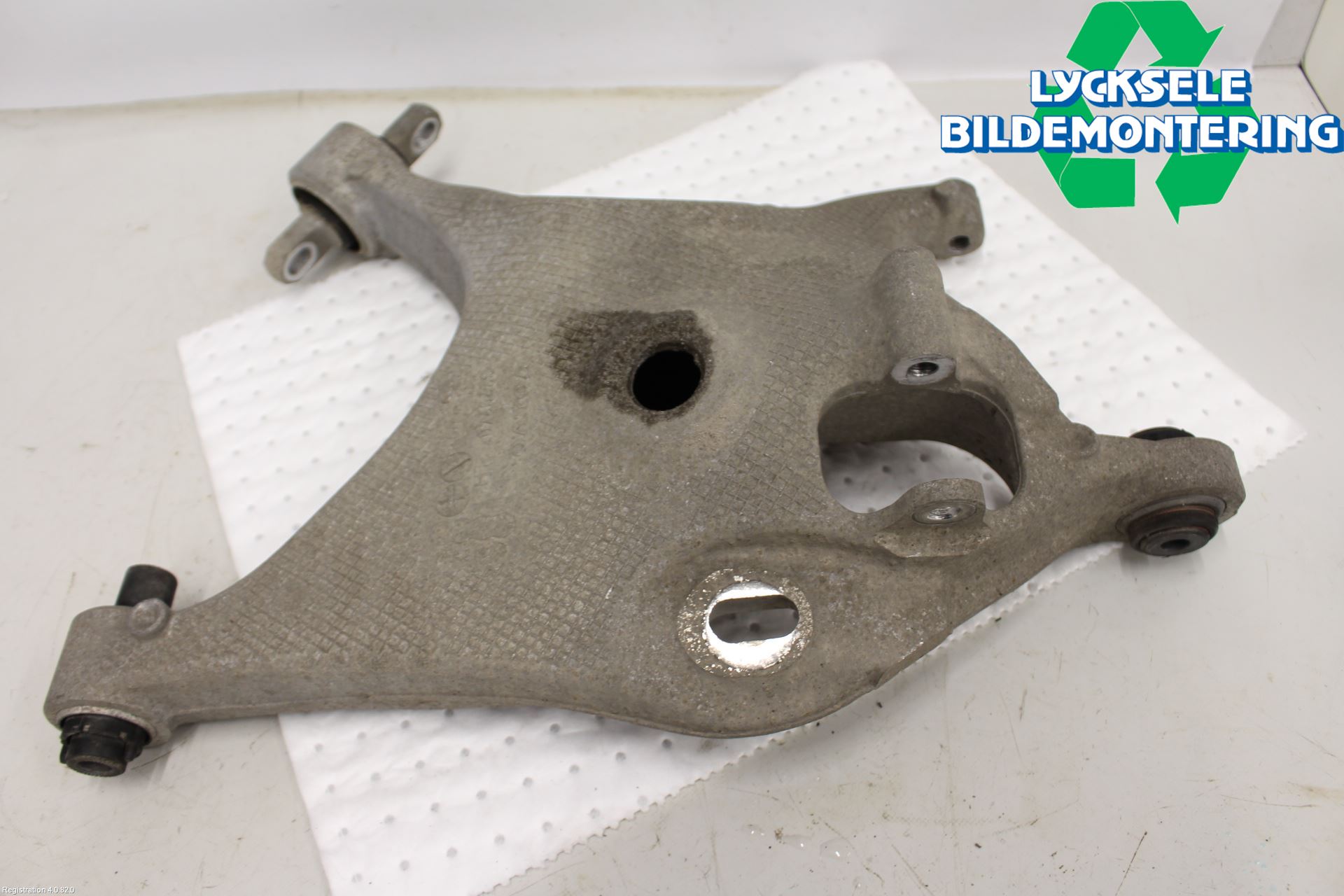 Volvo V60 19- Bärarm Bak Vänster