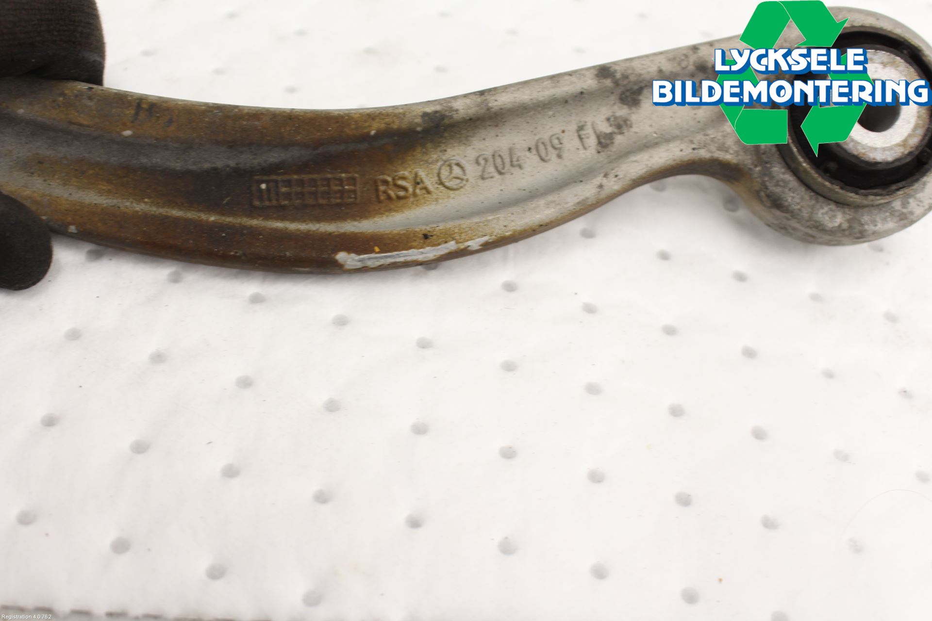 Mercedes-Benz MB E-KLASS (W212) 09-16 Bärarm Bak Övre Höger