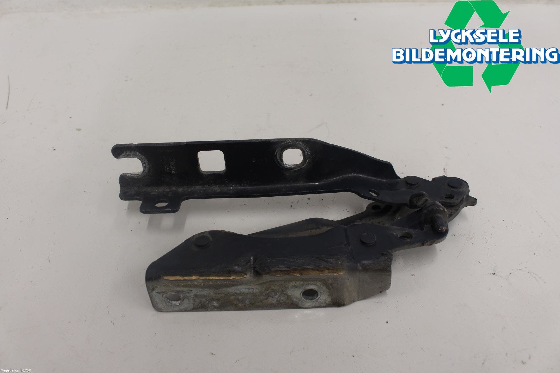 Volkswagen VW GOLF VI 09-13 Huvgångjärn