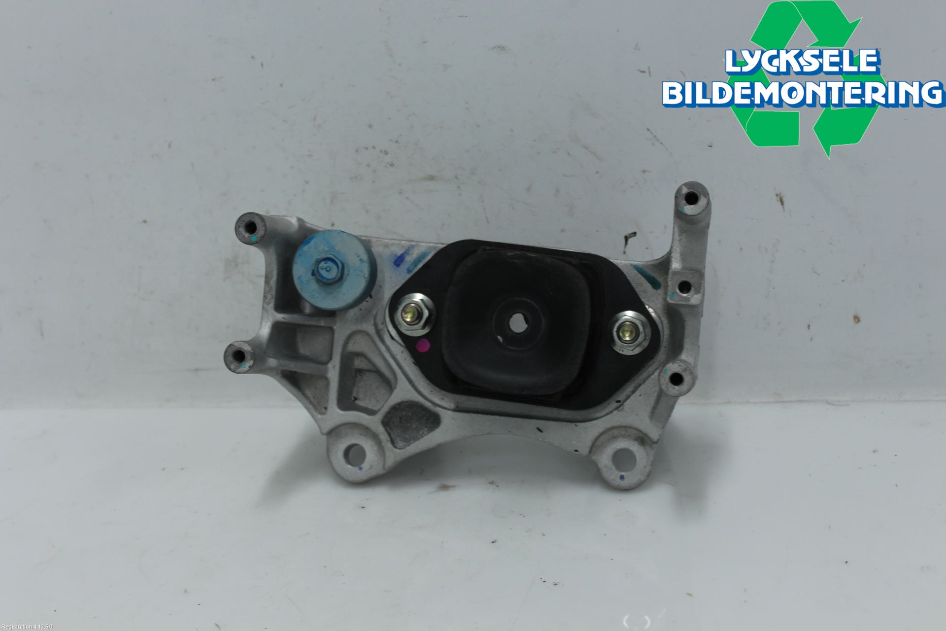 Nissan QASHQAI 21- Motorfäste