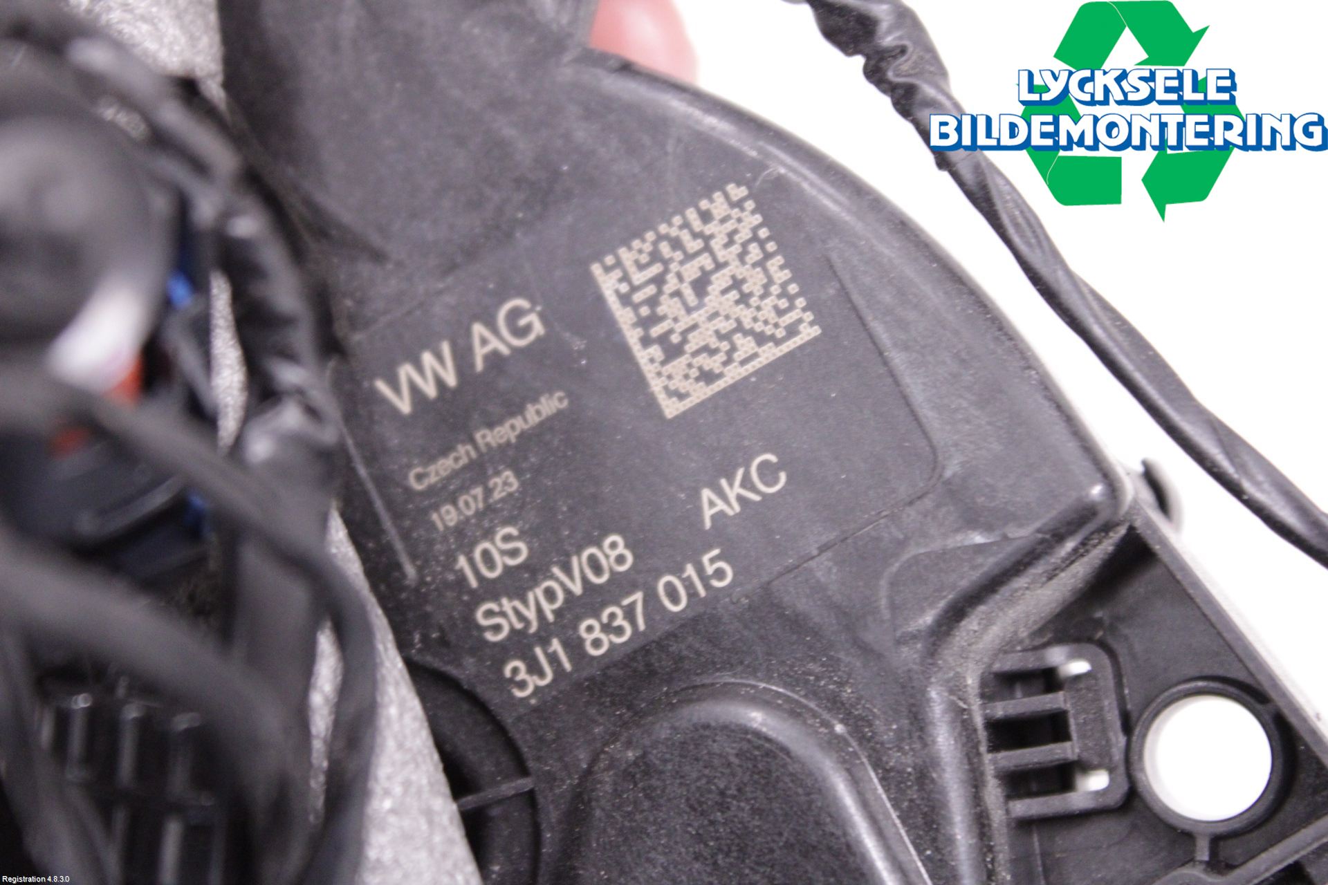 Volkswagen VW GOLF / E-GOLF VIII 20- Låskista-Dörrlås