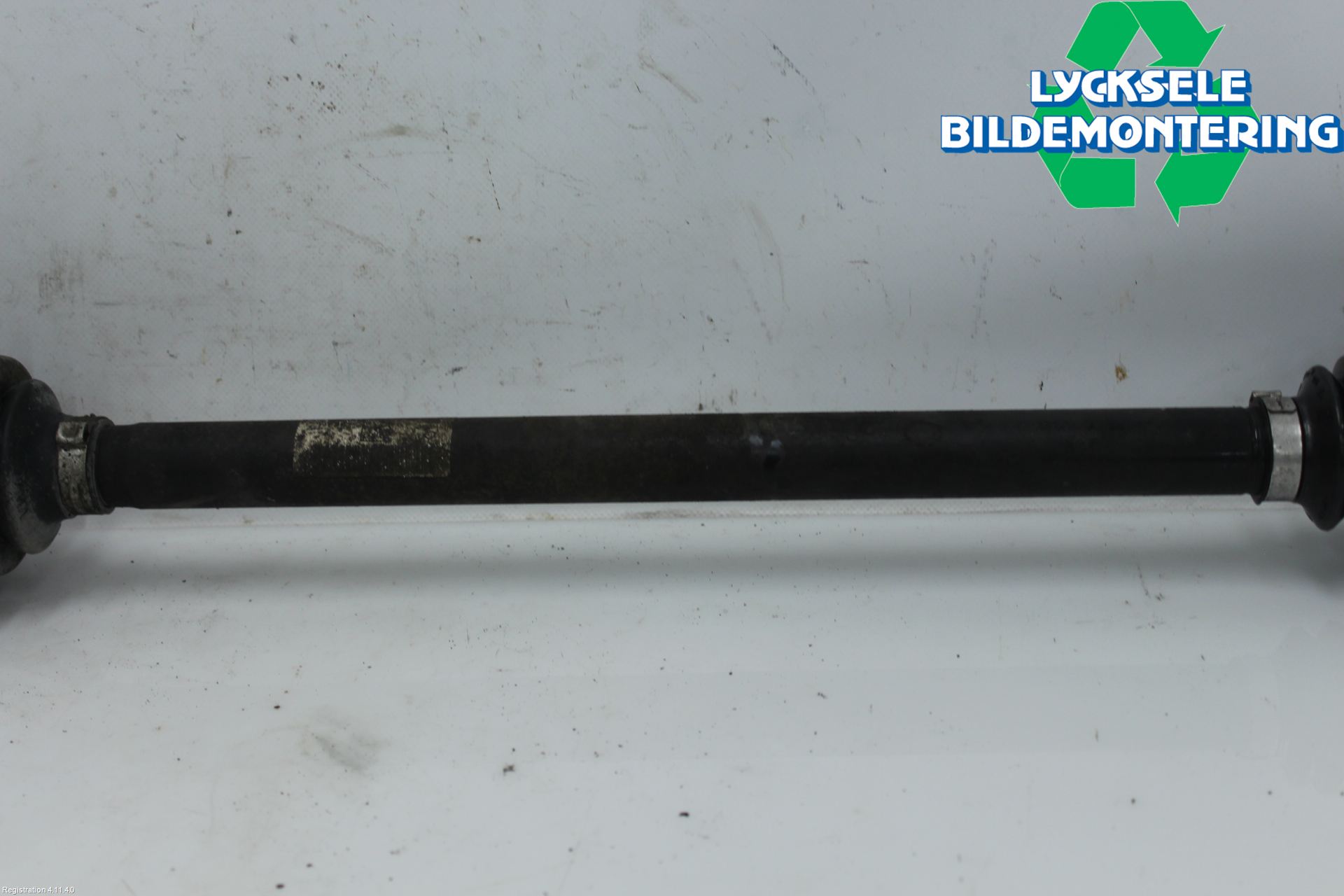 Volkswagen VW ID.7/TOURER 24- Drivaxel Bak Höger