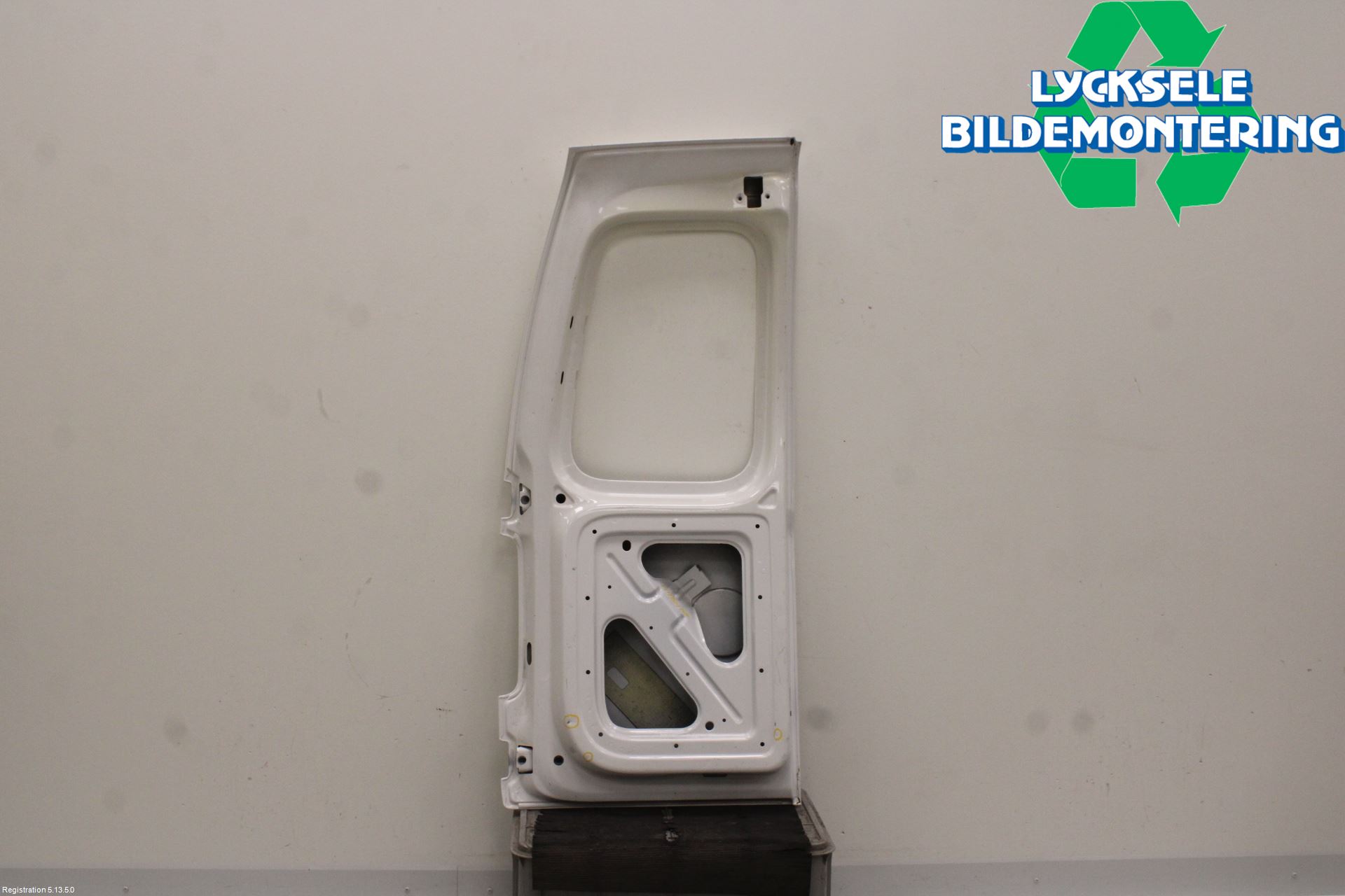 Volkswagen VW CADDY 16-20 Dörr Bak Van-Skåp Höger