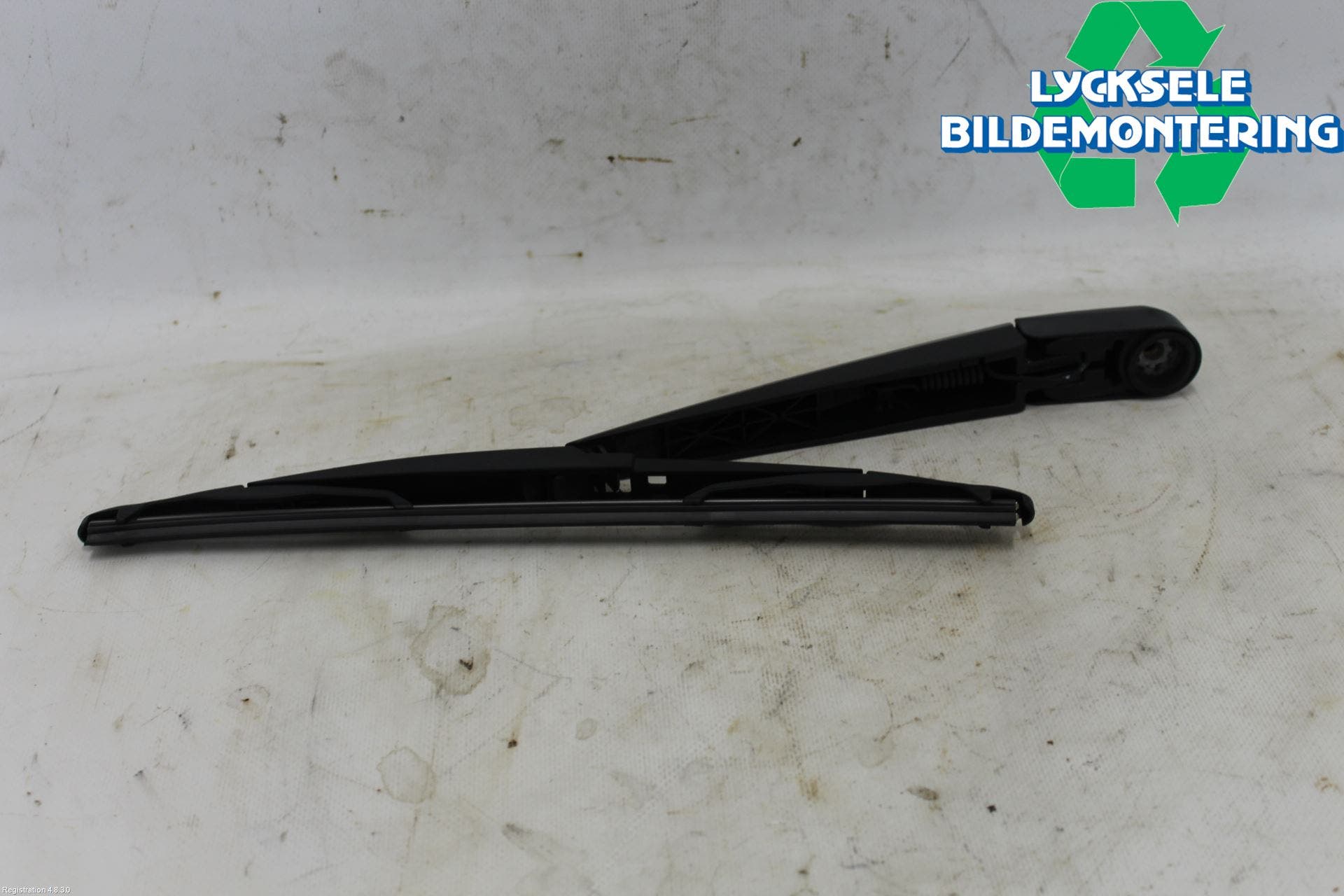 Toyota AVENSIS 16-18 Torkararm-Bakruta