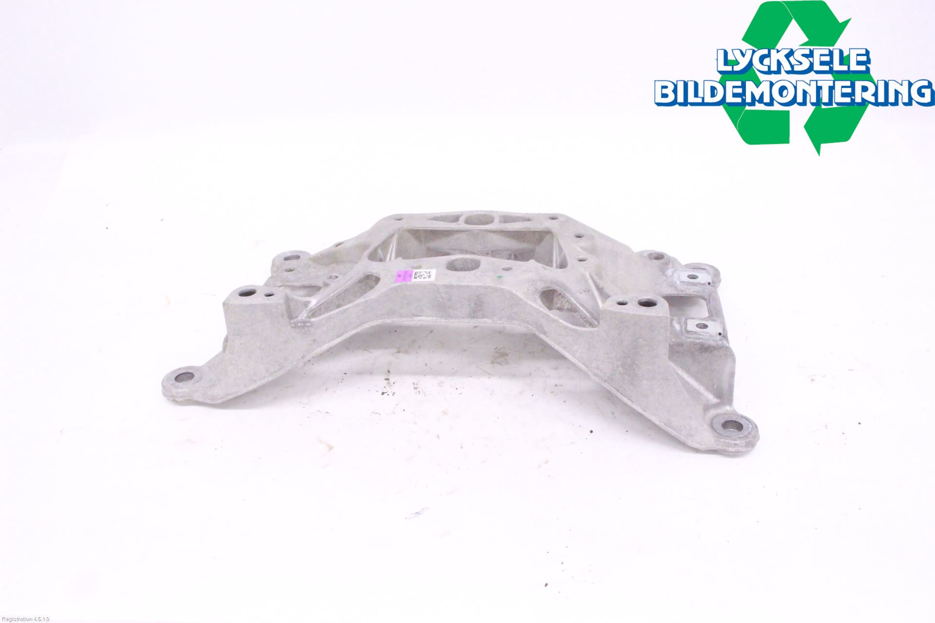 Audi A4/S4 B9 20- Växellådsbalk