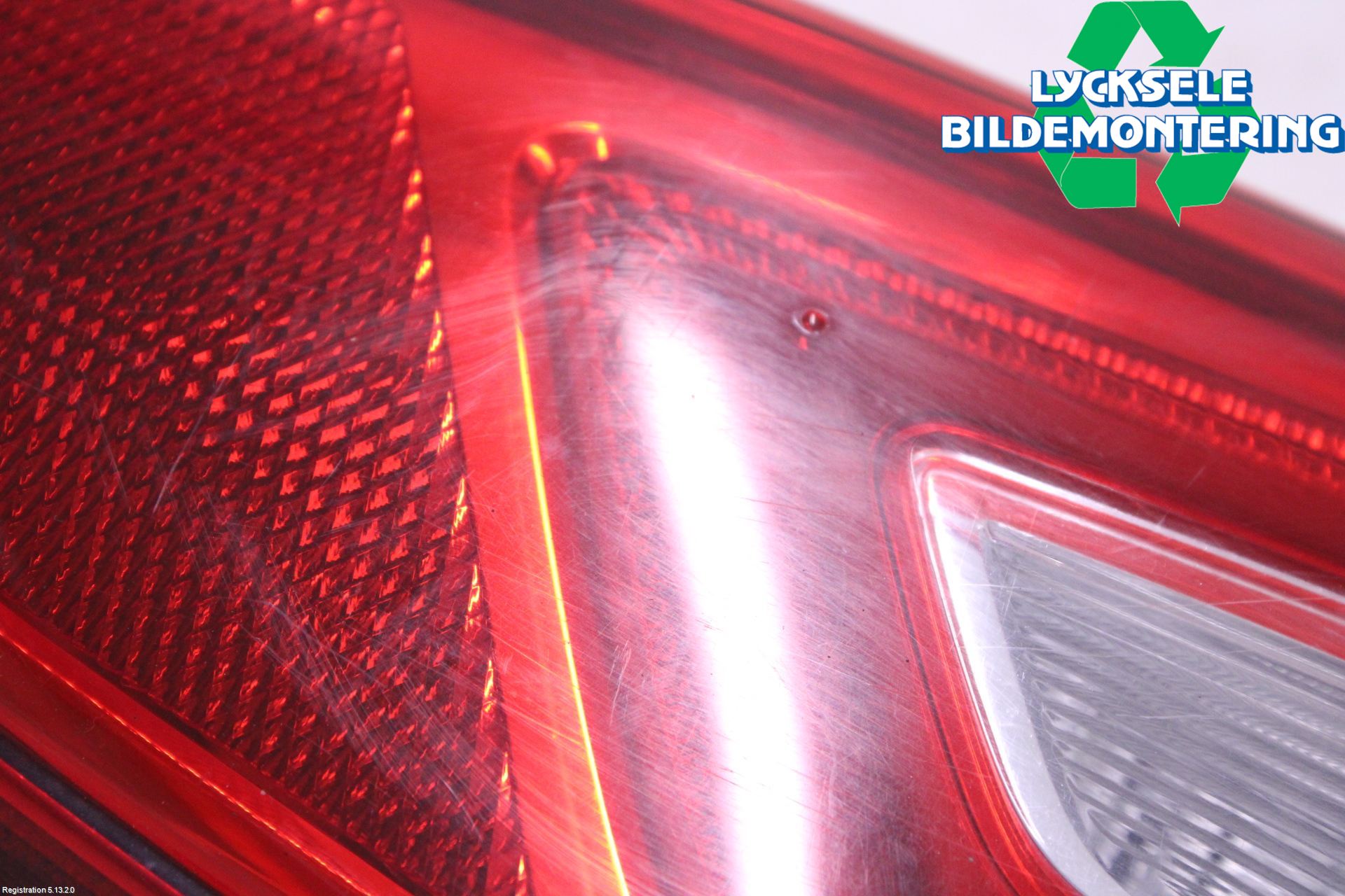 Nissan QASHQAI 14-17 Bakljus Lucka Hö