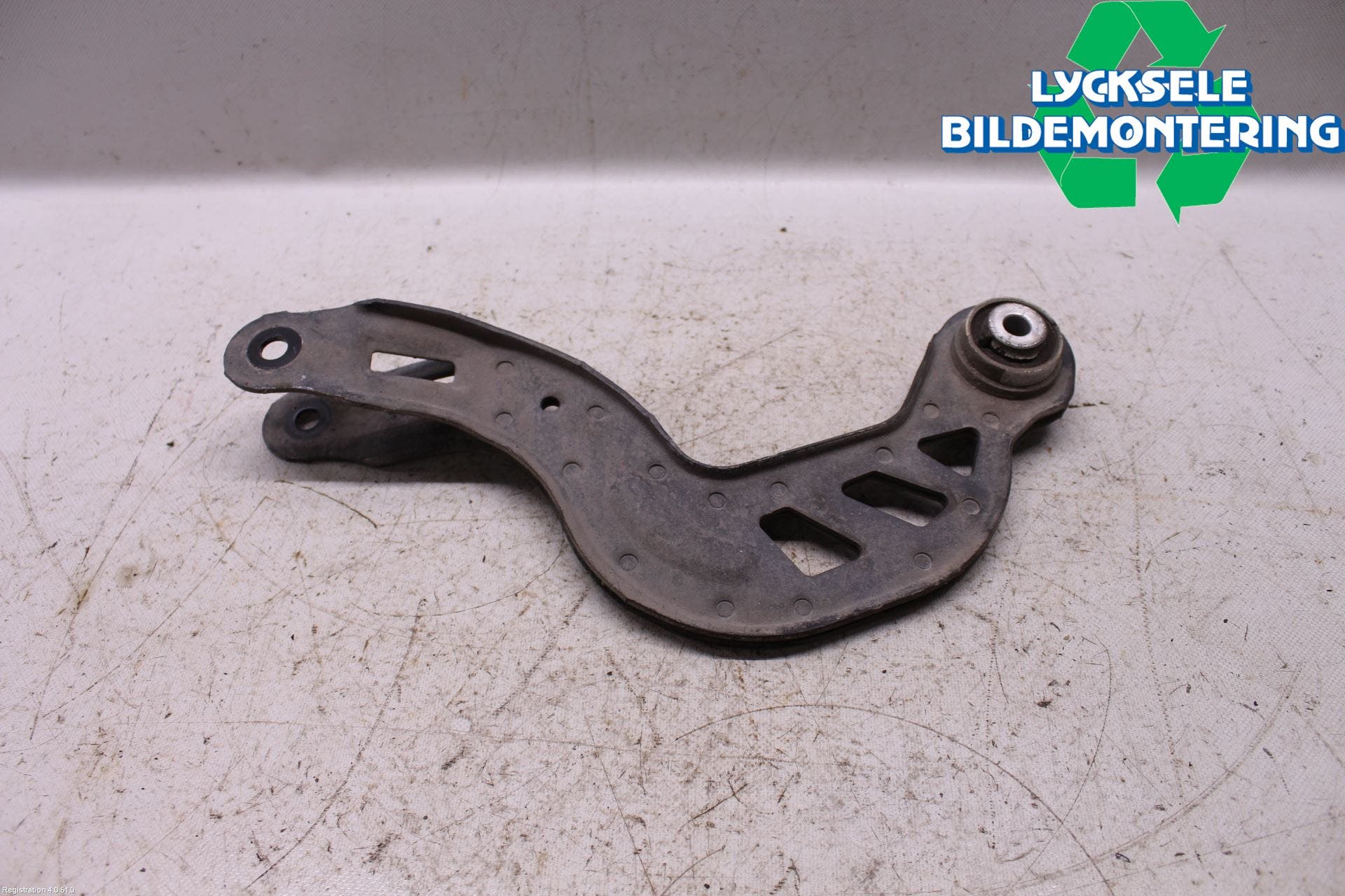 Mercedes-Benz MB CLA-KLASS (C117/X117) 13-19 Bärarm Bak Övre Vänster