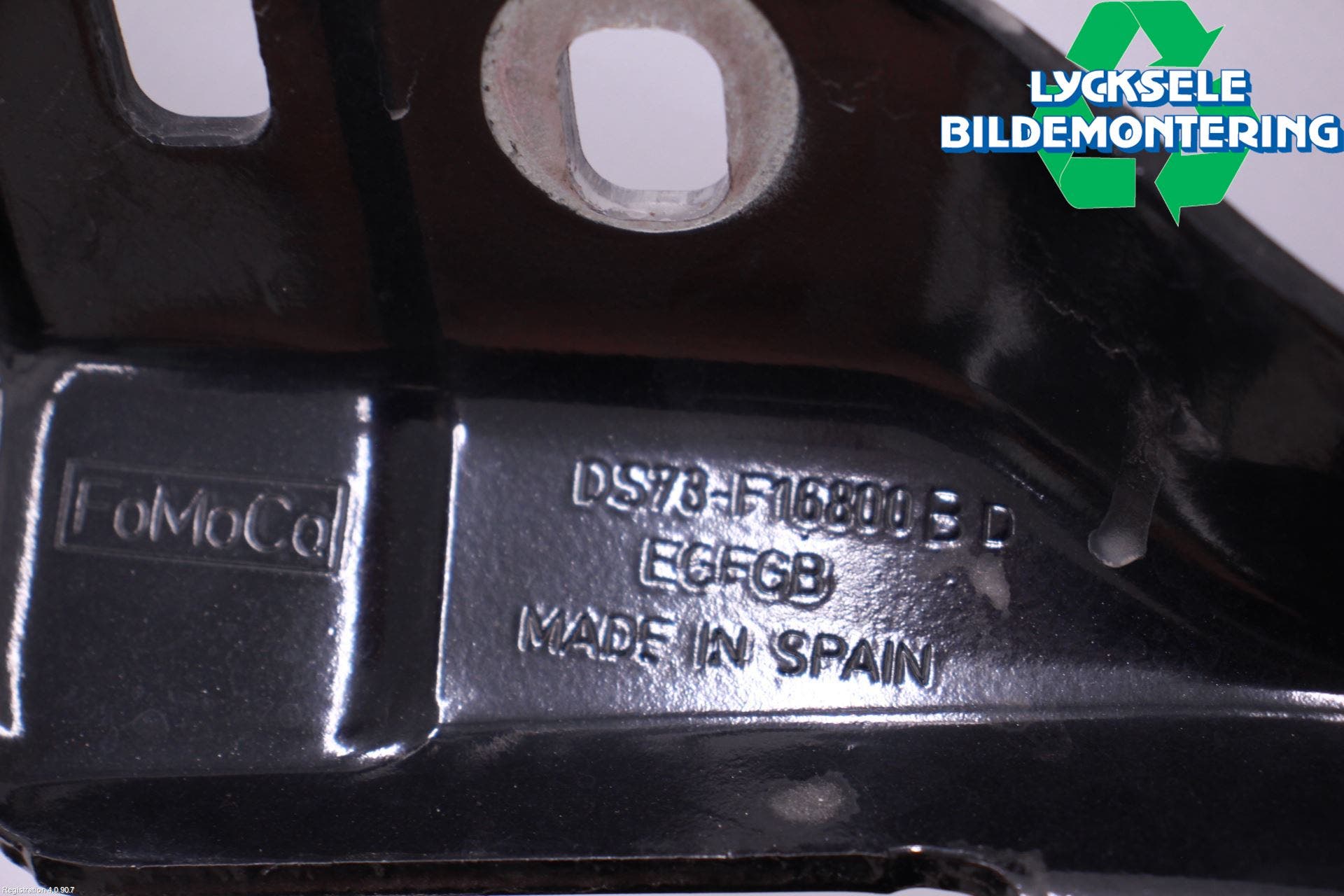 Ford MONDEO 15-22 Huvgångjärn