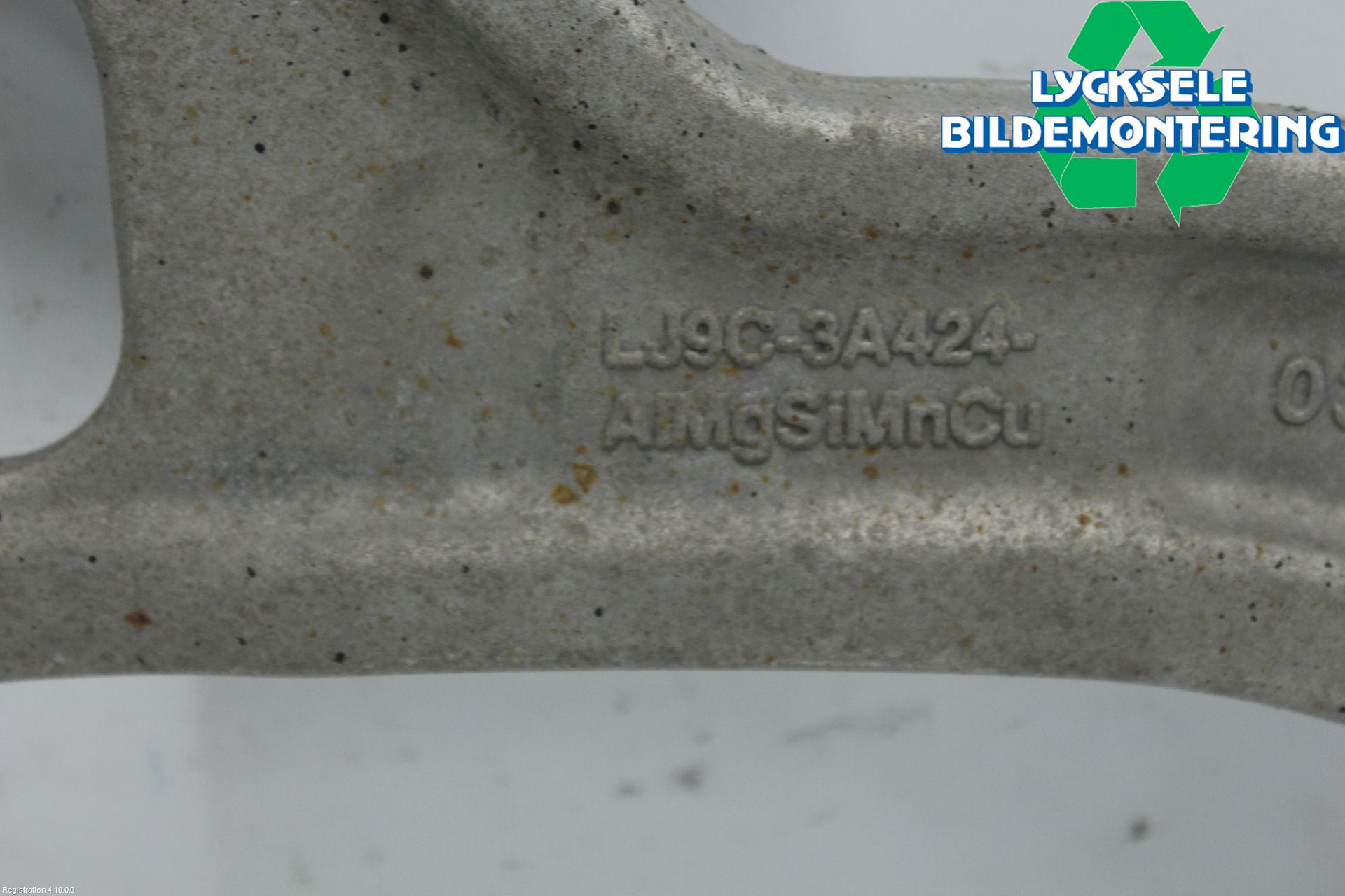 Ford MUSTANG Mach-E 21- Bärarm Fram Undre Vä